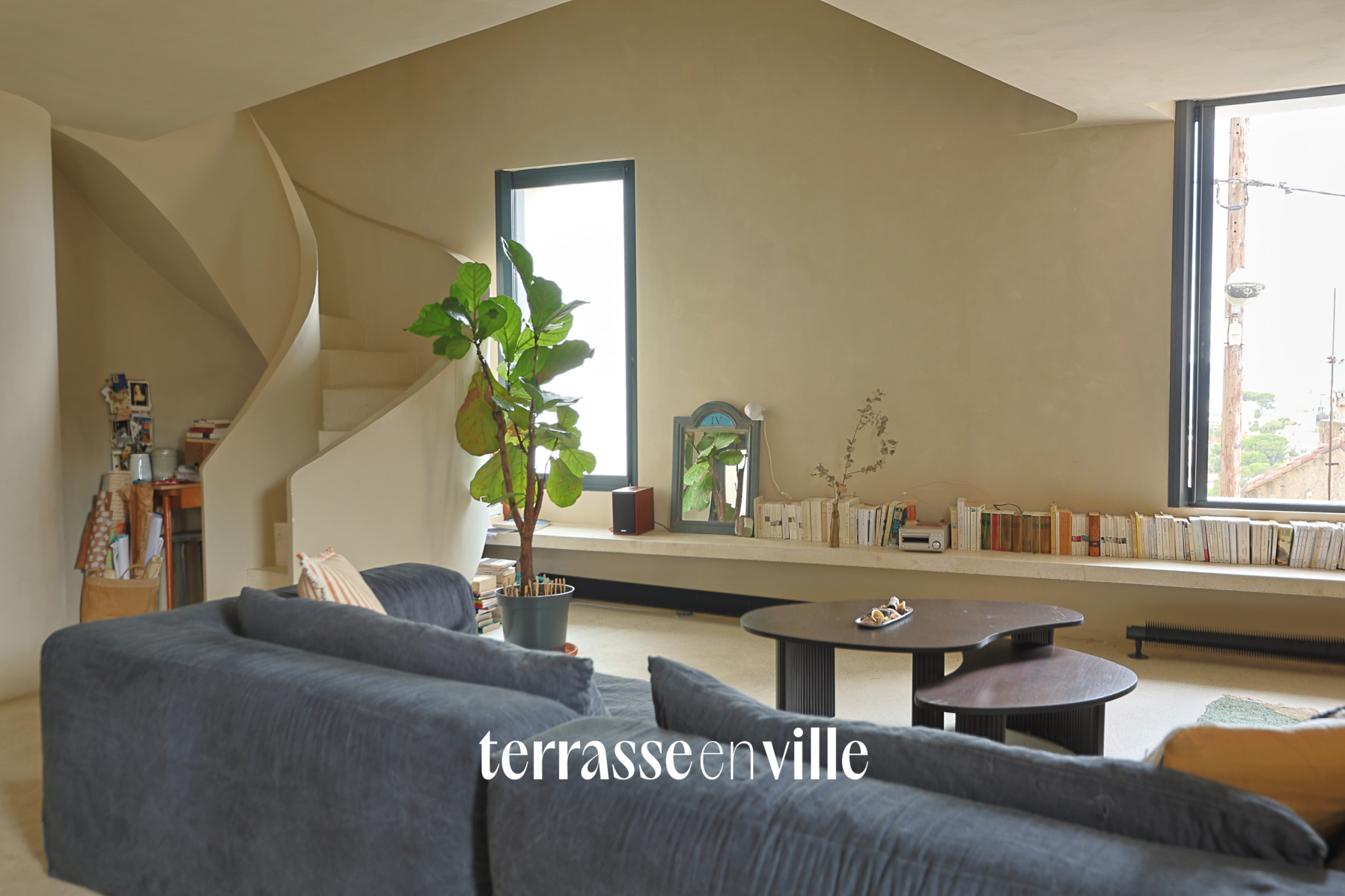 ROUCAS BLANC    T4 - VUE - TERRASSE- 570 000 €