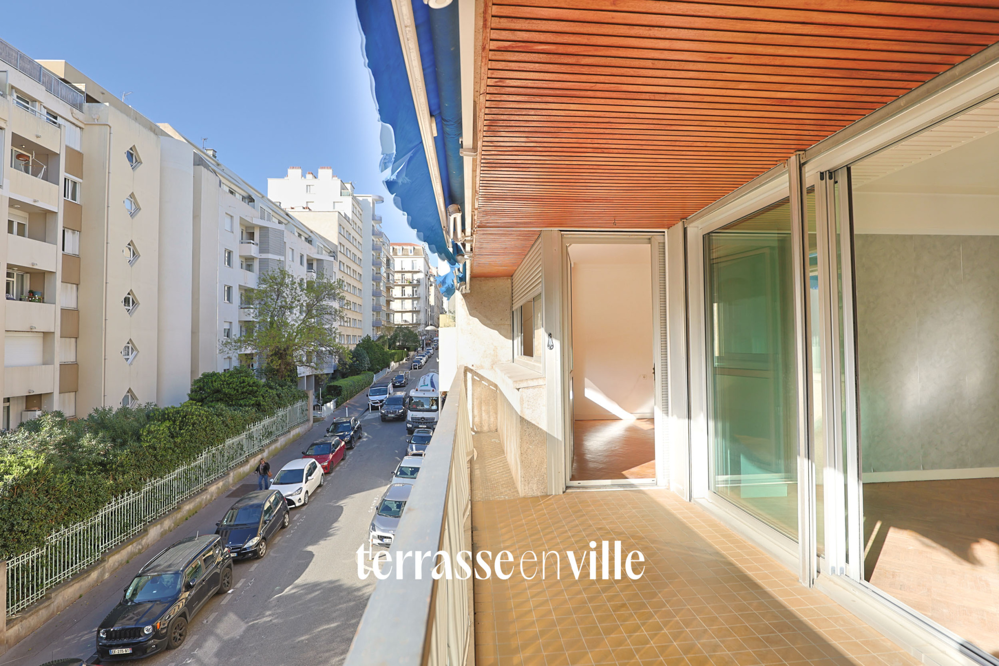EXCLUSIVITÉ CARRÉ D’OR T3 TERRASSE GARAGE EN SUS 350 000 €
