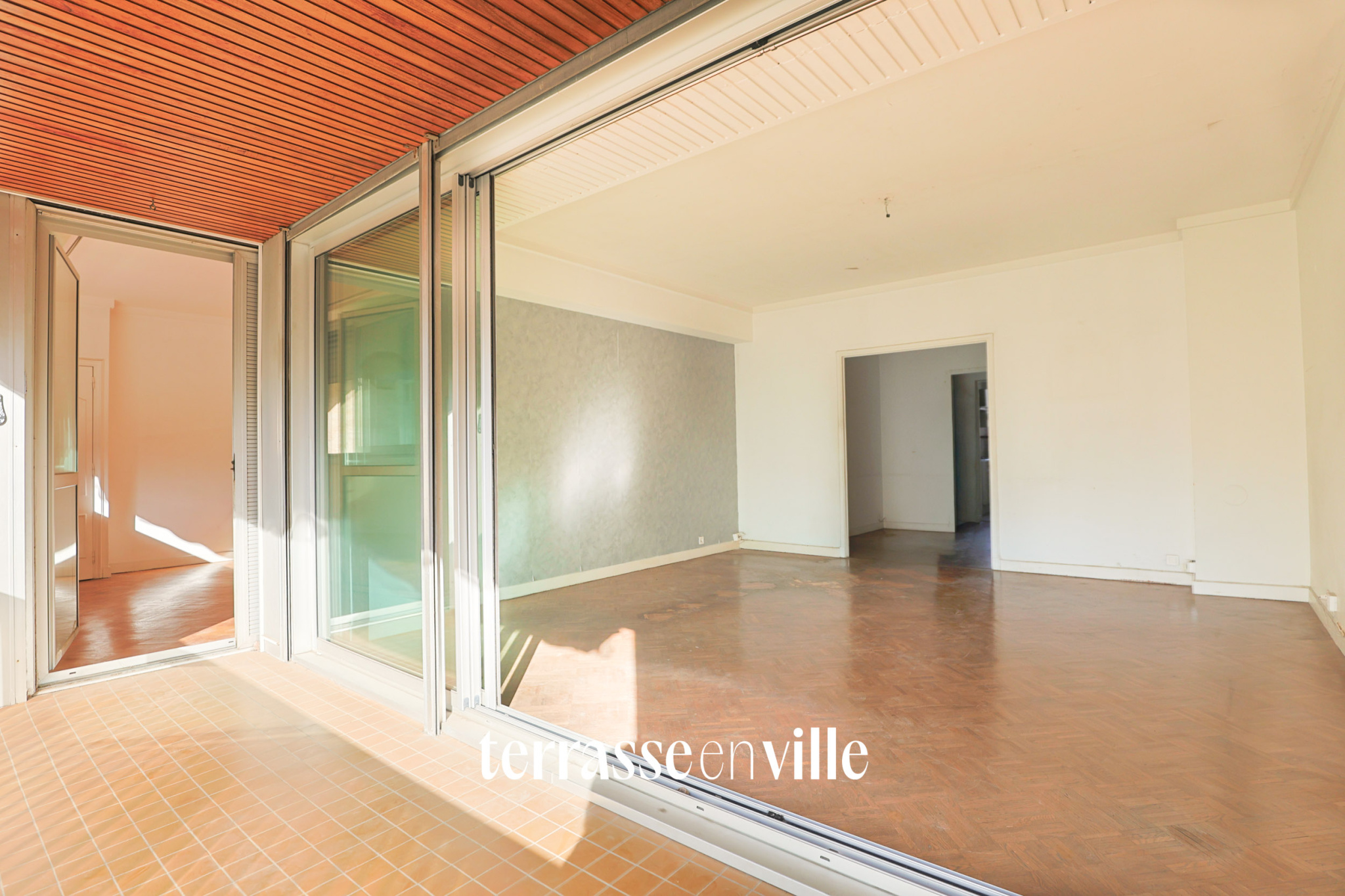 EXCLUSIVITÉ CARRÉ D’OR T3 TERRASSE GARAGE EN SUS 350 000 €