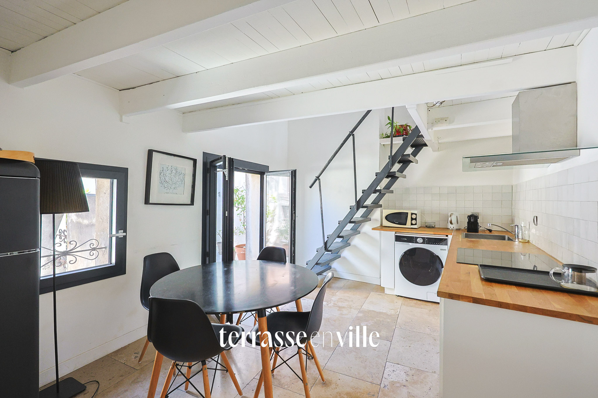EXCLUSIVITE - VIEUX-PORT / HÔTEL DE VILLE - DERNIER ETAGE - T2 - 55m2 - TERRASSE - 290 000€