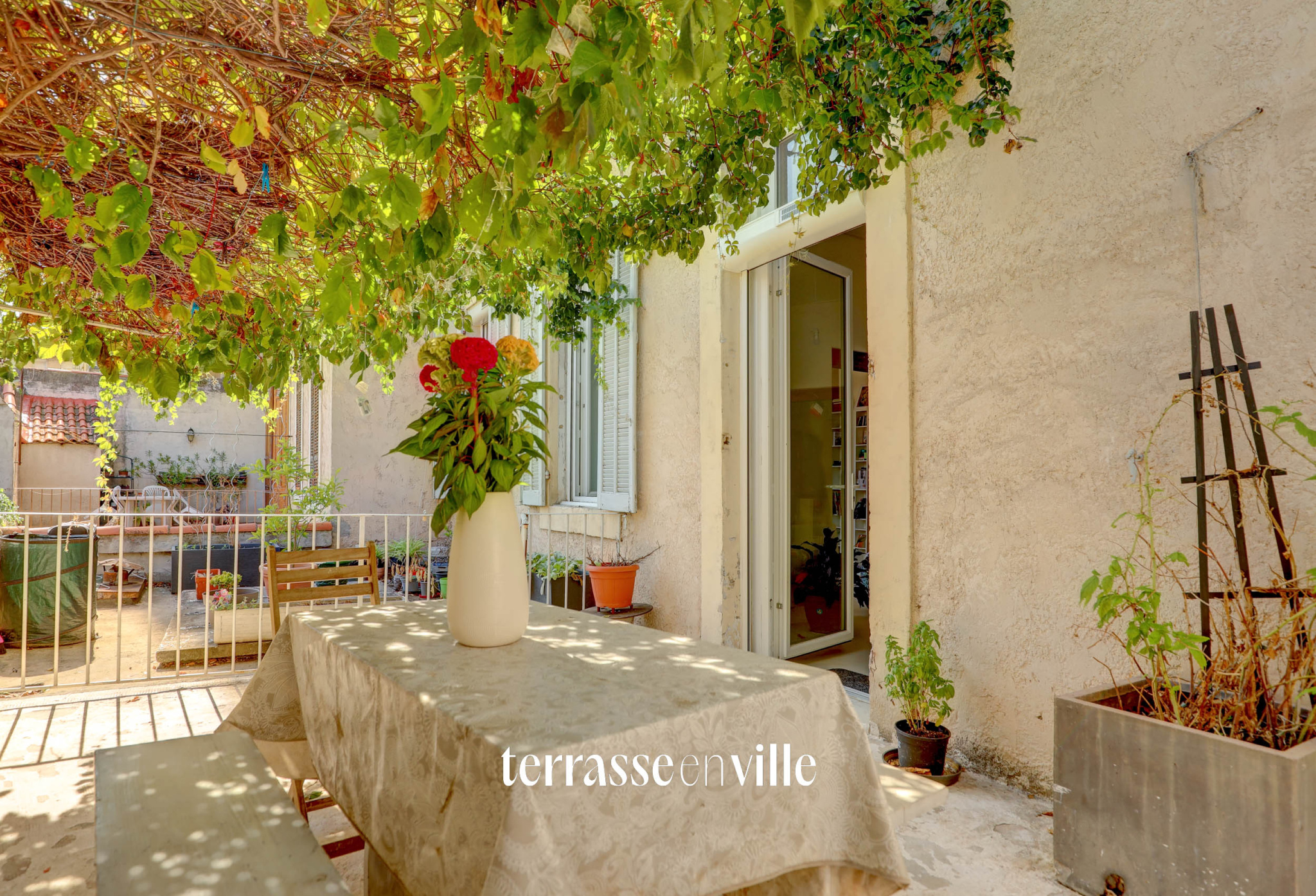 EXCLUSIVITÉ - ST CHARLES / ST LAZARE - 63 m2 - Terrasse 17 m2 - 220000€