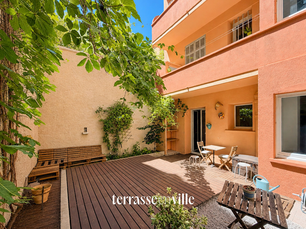 ENDOUME - T3 - TERRASSE - 300 000 €