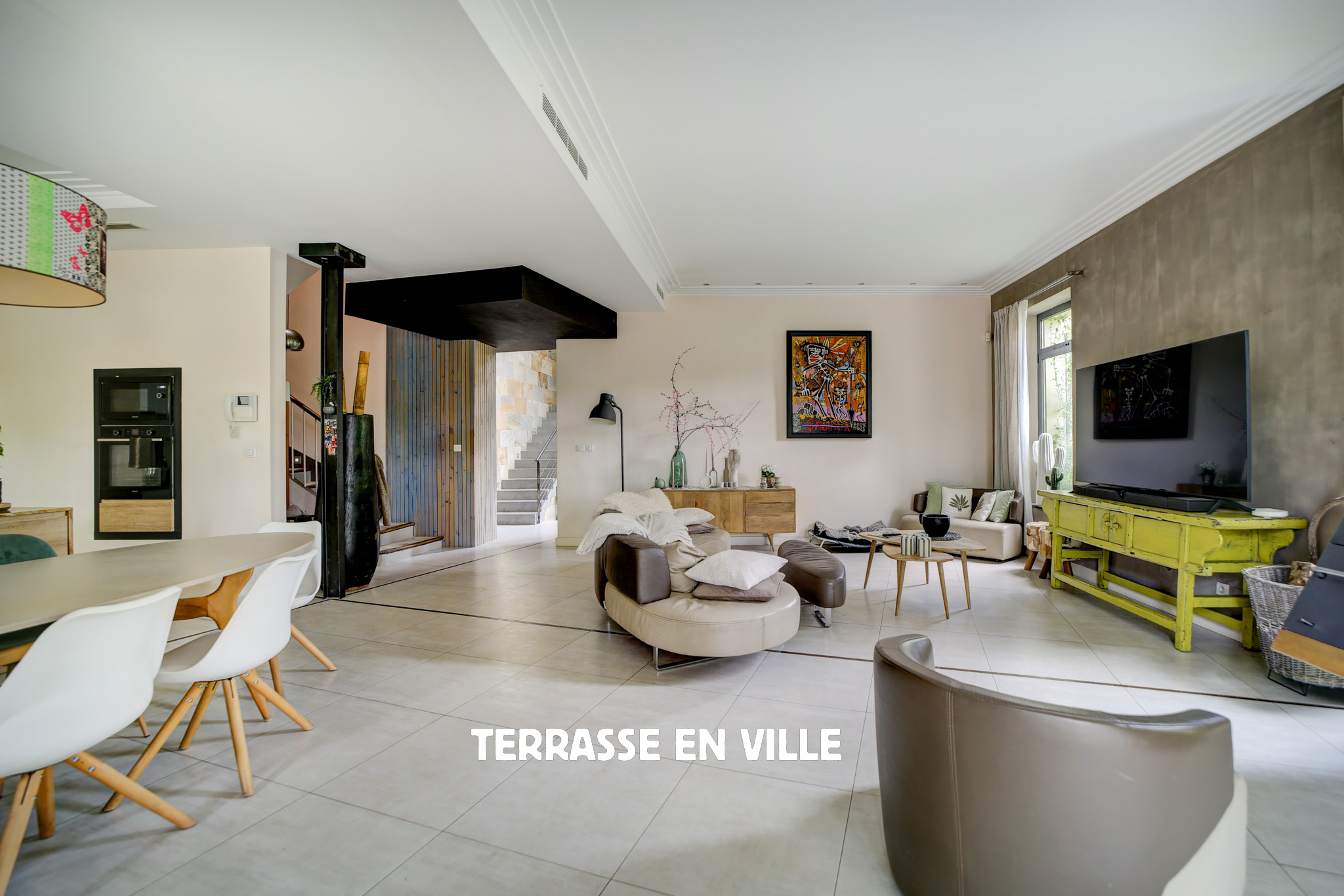 MARSEILLE 12è - SPLENDIDE BATISSE DU XIXè - 260M2 - JARDIN 700M2 - PISCINE - 1 690 000€