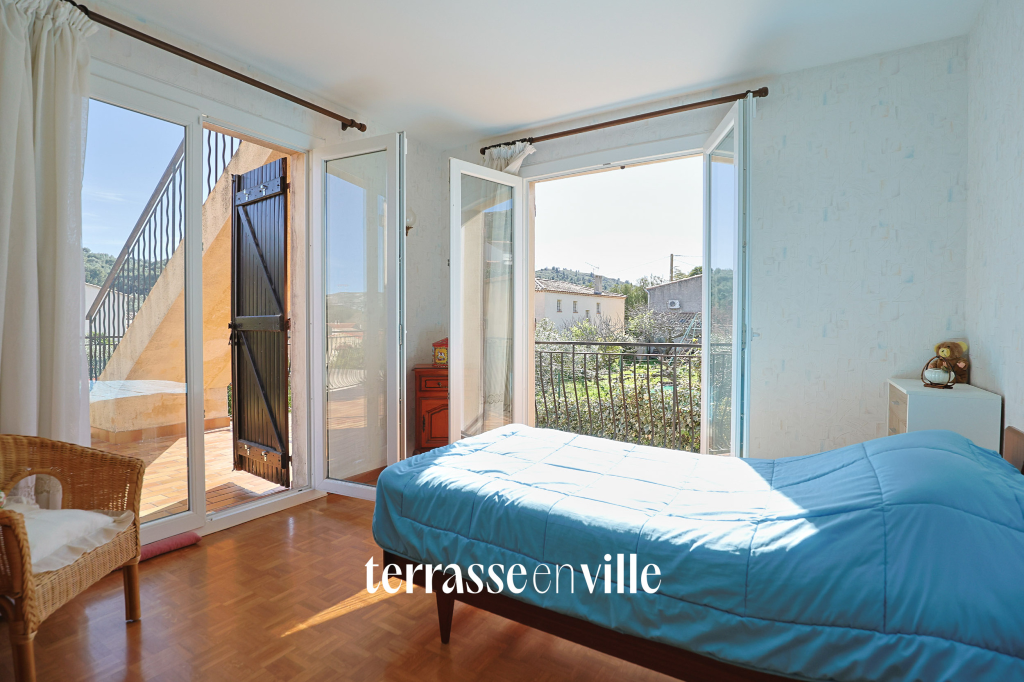 LE ROVE - MAISON 218m2 - TERRASSES - JARDIN - 695 000€