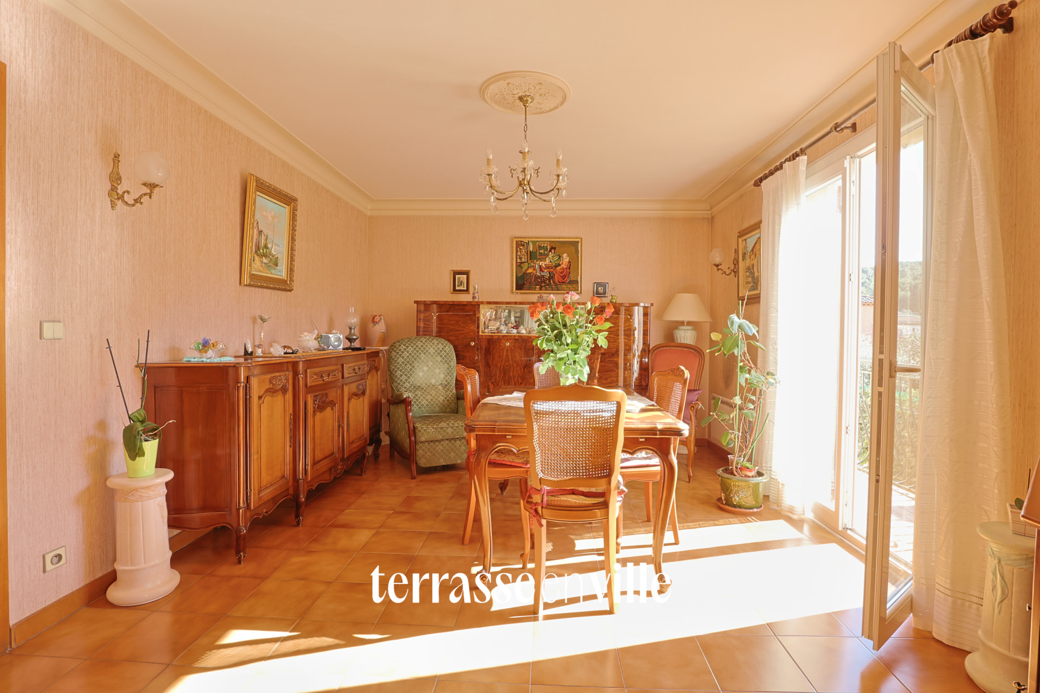 LE ROVE - MAISON 218m2 - TERRASSES - JARDIN - 695 000€