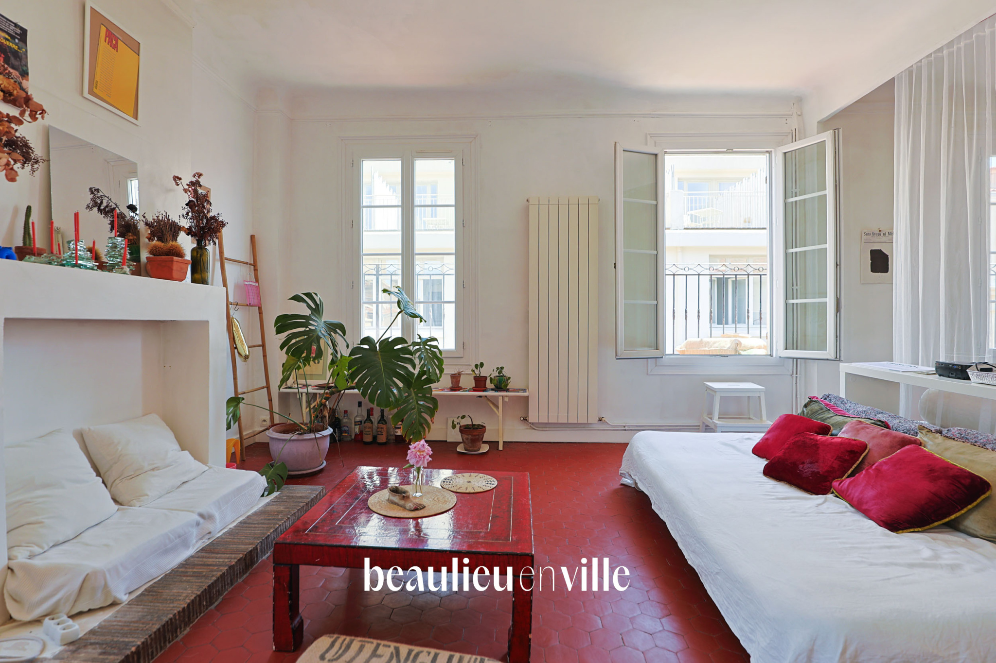 EXCLUSIVITÉ - OPERA VIEIUX PORT - T3/4 - DERNIER ETAGE - 449 000 EUROS