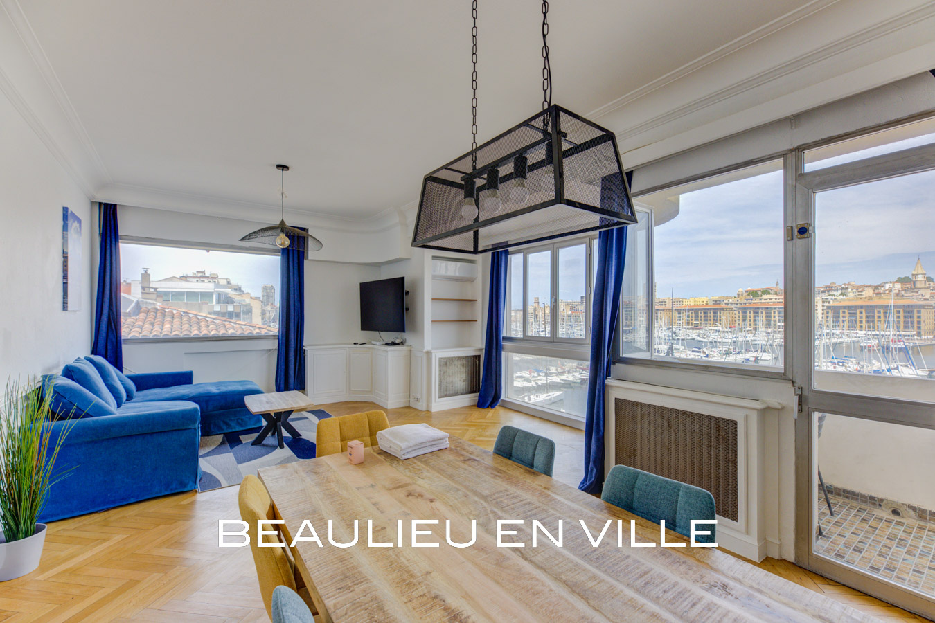 EXCLUSIVITE - BAIL EMPHYTEOTIQUE - VIEUX PORT - T3 - BALCON - VUE - 140 000€