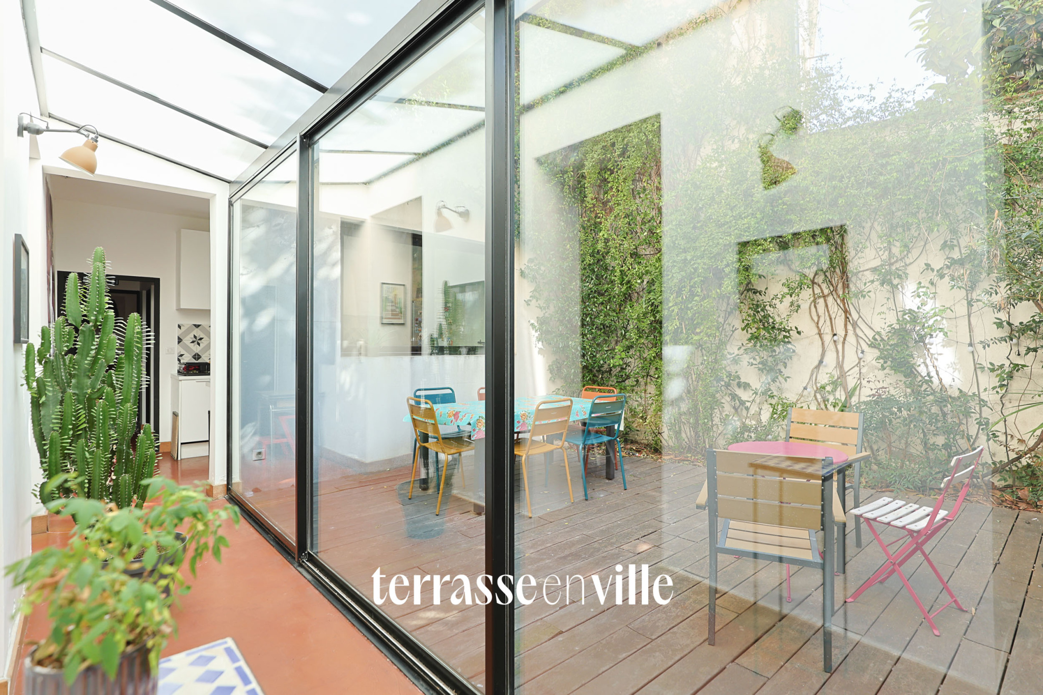 EXCLUSIVITE - NOTRE-DAME-DU-MONT - T5 - SOUS-PLEX - TERRASSE - GARAGE - 590 000€