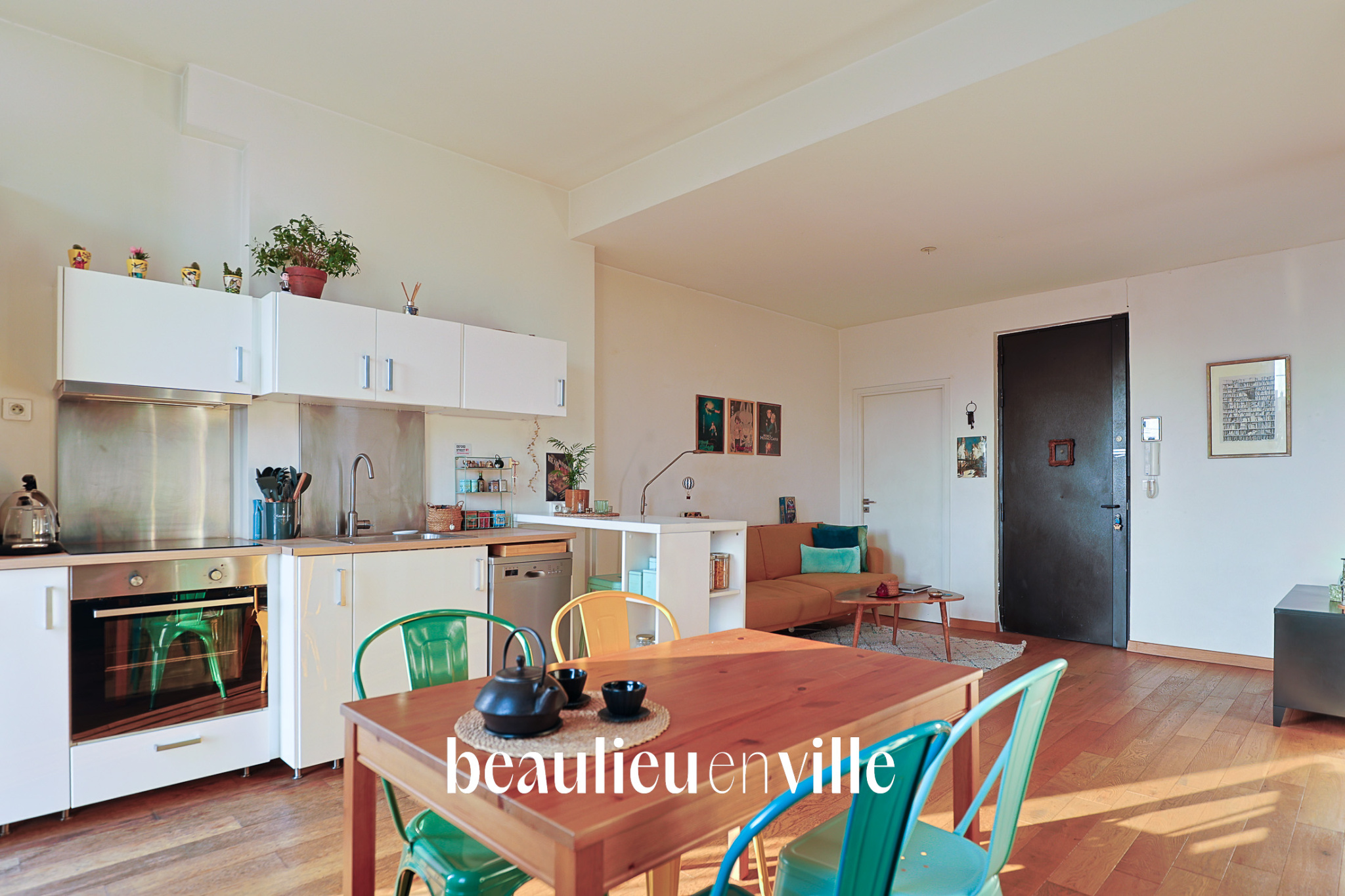 EXCLUSIVITE - VIEUX-PORT - T2 - BALCON - VUE - 230 000 €