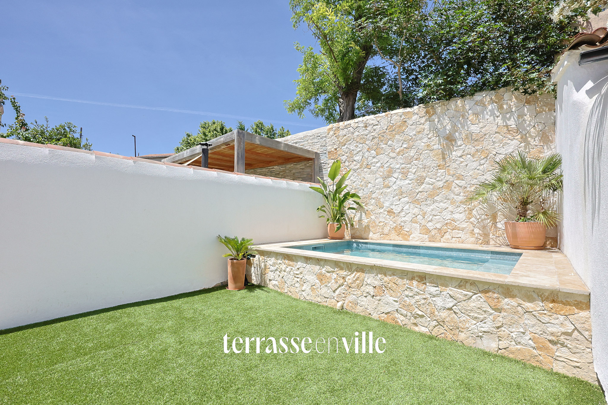 EXCLUSIVITE - ST BARNABÉ 13012 - MAISON - 150M2 - JARDIN - 60M2 - PISCINE - 890 000€