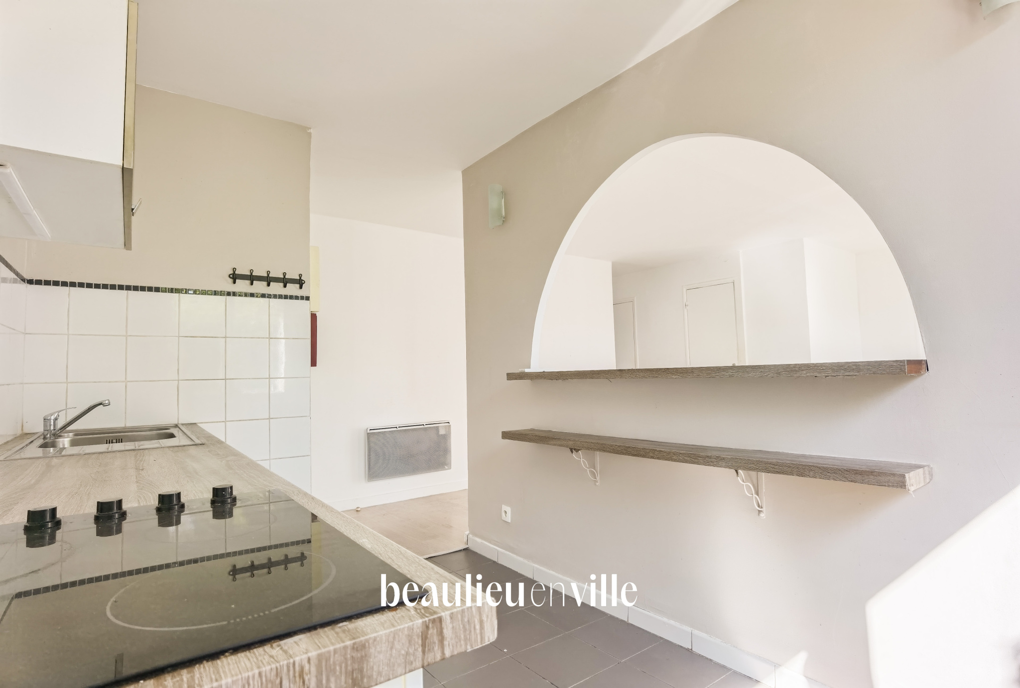 13009 - MAZARGUES - T2 non meublé - 790€