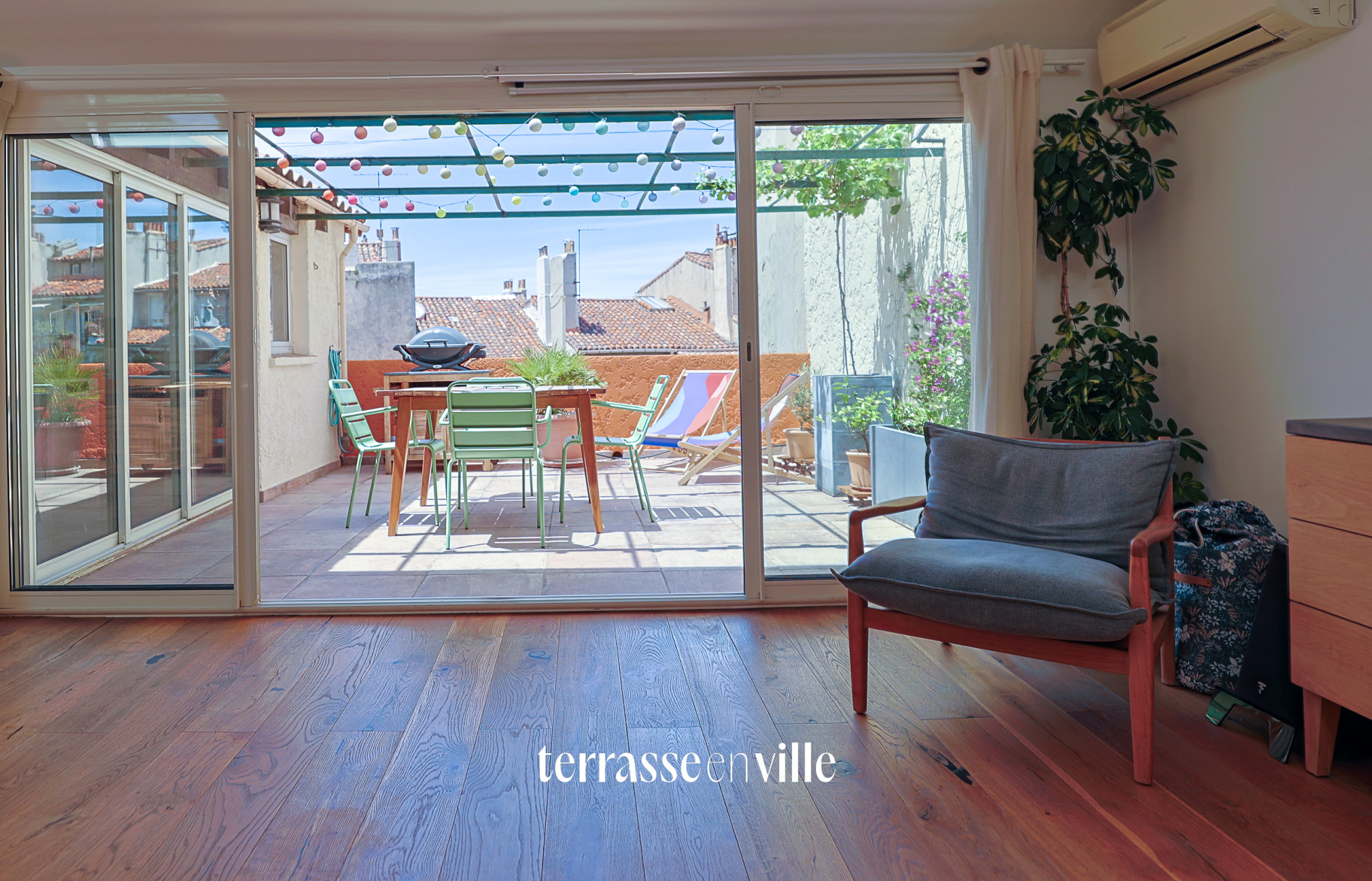 EXCLUSIVITÉ   LE CAMAS - LA PLAINE  -T5 -  113 M2 - TERRASSE - 20M2 - DERNIER ETAGE - DUPLEX-  550 000 €
