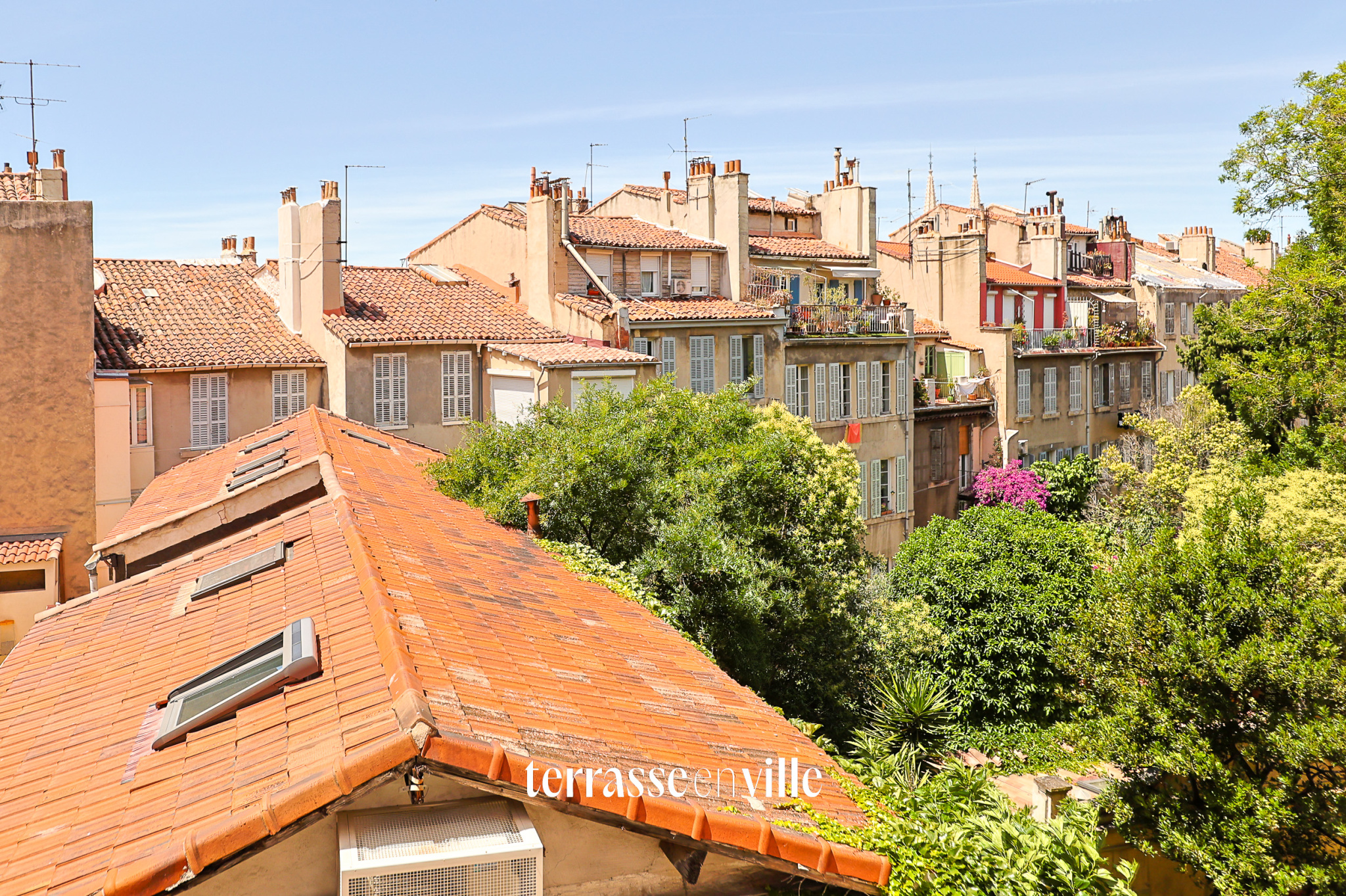 EXCLUSIVITÉ   LE CAMAS - LA PLAINE  -T5 -  113 M2 - TERRASSE - 20M2 - DERNIER ETAGE - DUPLEX-  550 000 €
