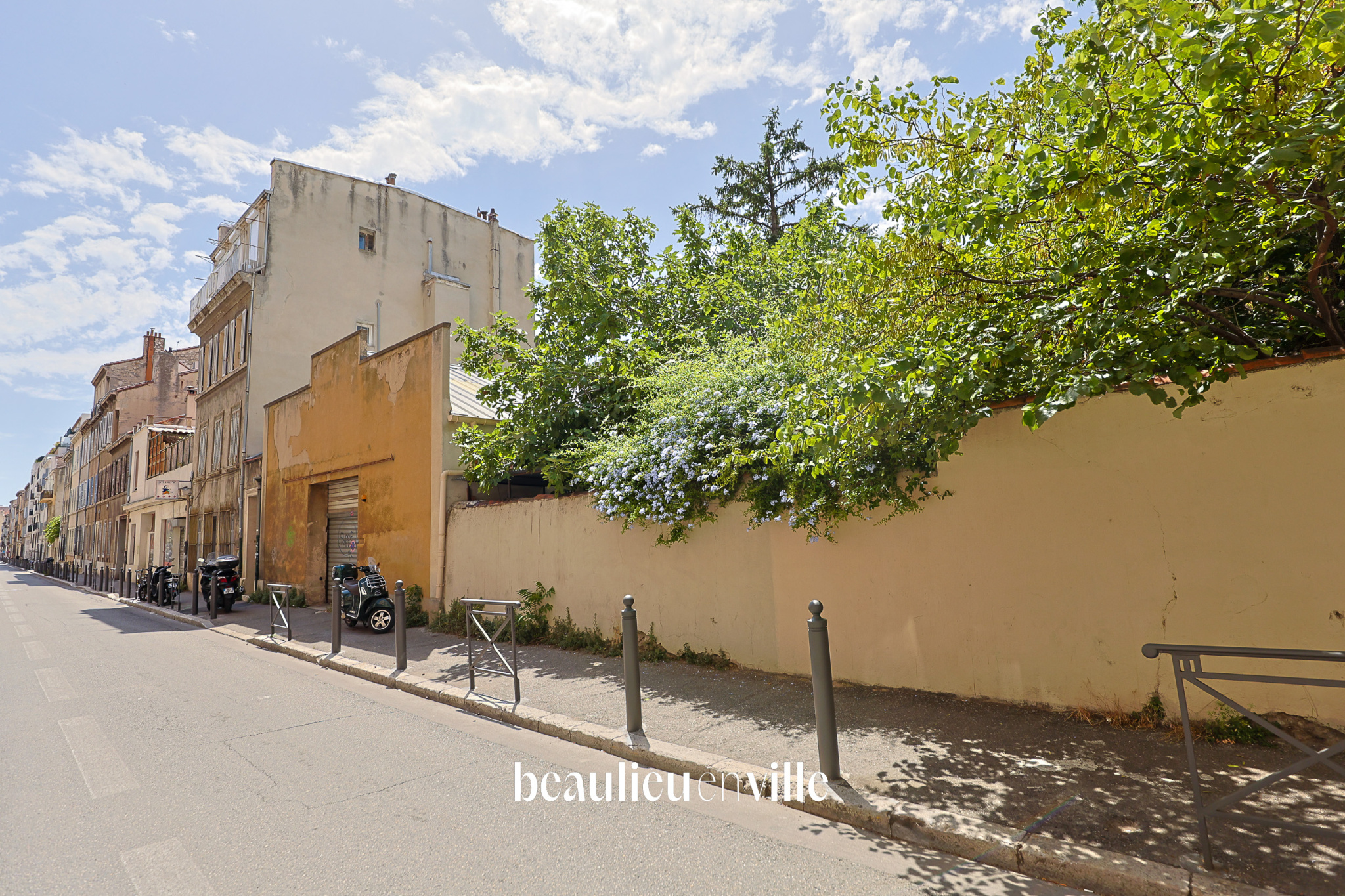 CINQ AVENUES / CHARTREUX - STUDIO 27m2 - 110 000€