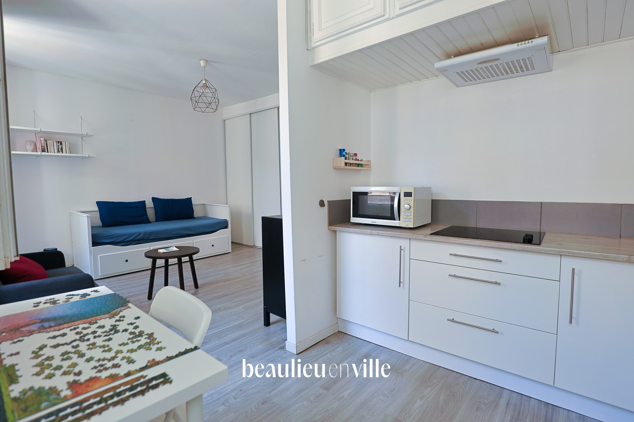 CINQ AVENUES / CHARTREUX - STUDIO 27m2 - 110 000€