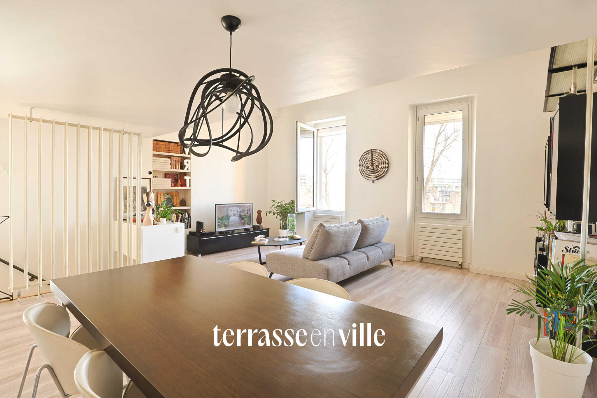 EXCLUSIVITE - 13004 - BAS MONTOLIVET/BLANCARDE - T3/4 - 127m2 - TERRASSES - 360 000€