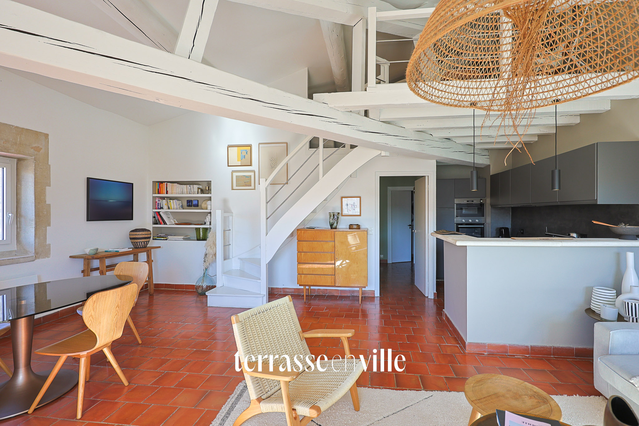 VIEUX PORT - LOFT - TROPEZIENNE - VUE - 450 000 €