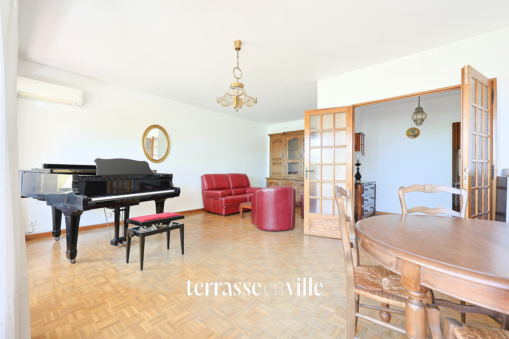 EXCLUSIVITÉ - 26 eme CENTENAIRE - T4 - 96 m2 - TERRASSE ET JARDIN 50 M2 - PARKING - 300 000 €