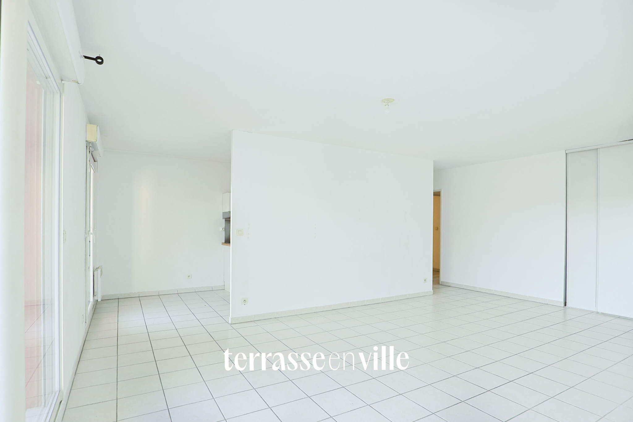 BAS MONTOLIVET - T3 - TERRASSES - BOX EN SUS - 235 000€