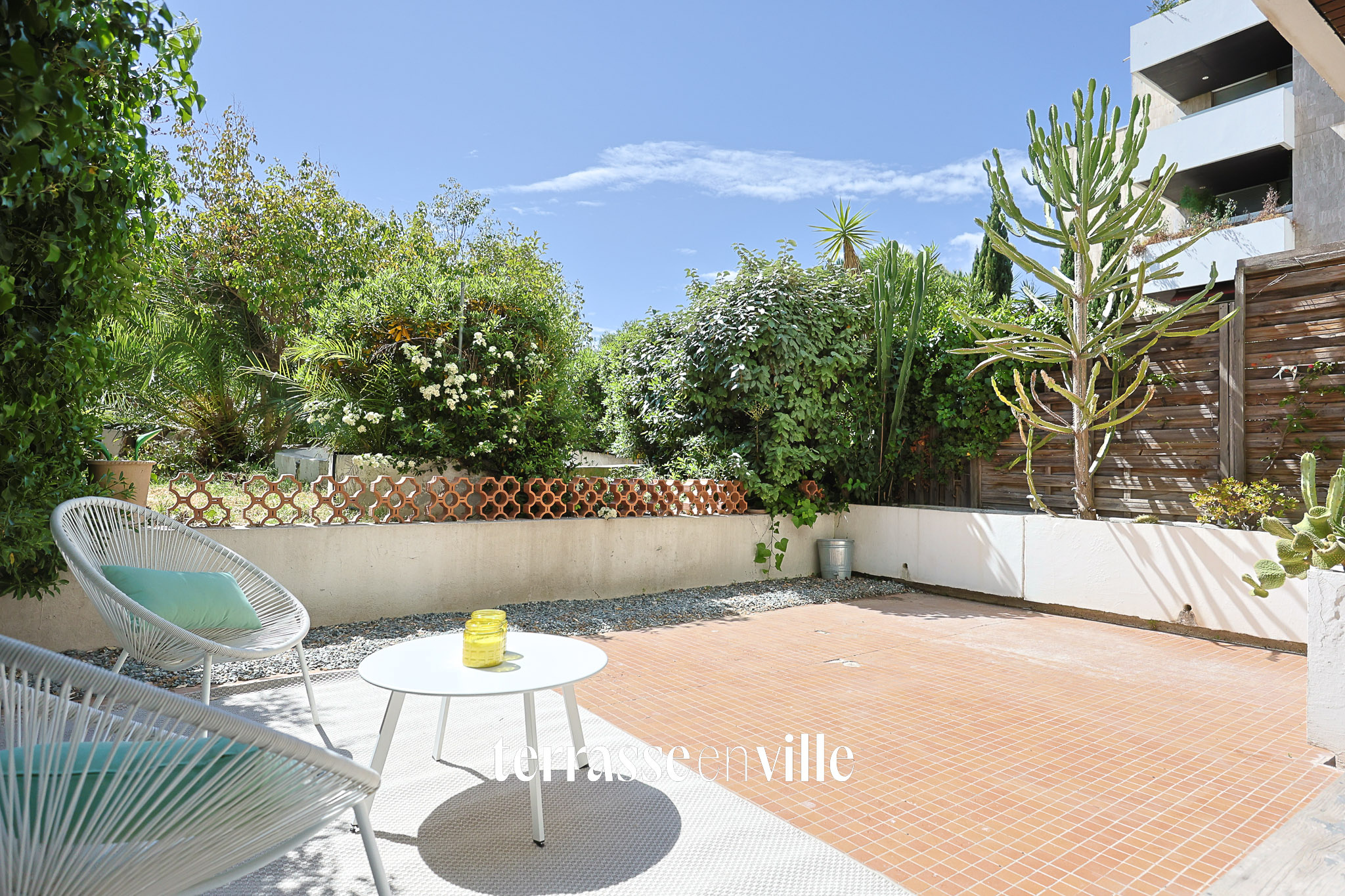 SOUS OFFRE - EXCLUSIVITÉ - BAGATELLE 13008 - APPARTEMENT/ LOCAL PROFESSIONNEL 91M2 - TERRASSE - GARAGE - 380 0
