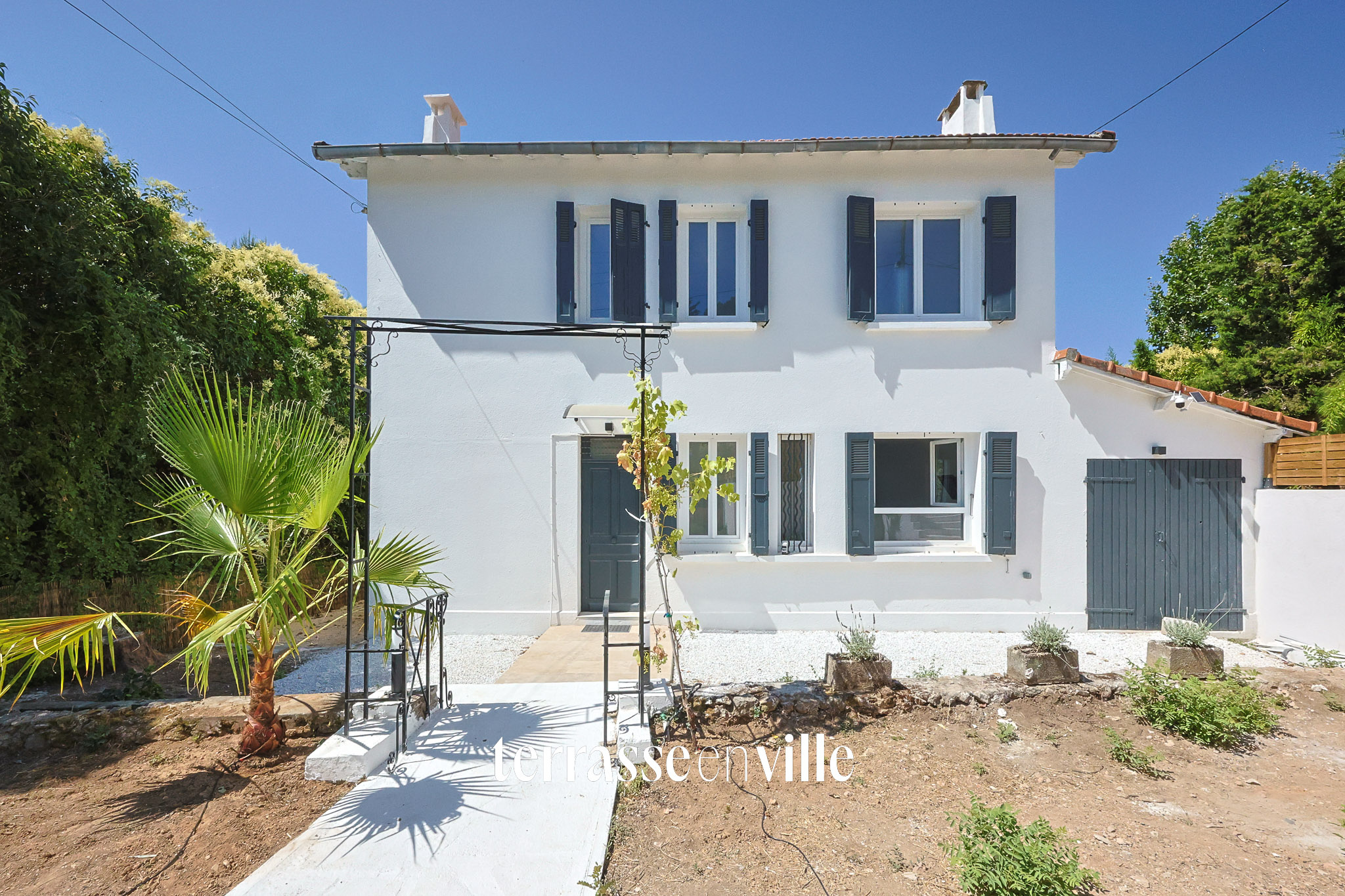 TROIS-LUCS - 13012 - MAISON T4 - 110 m2 - JARDIN 445m2 - 559 000€
