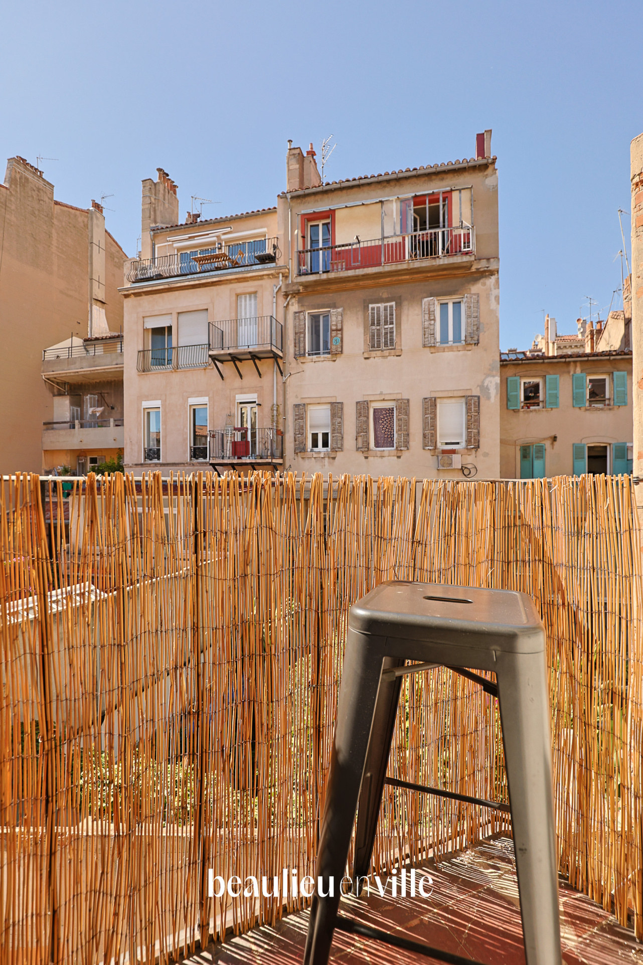 SOUS-OFFRE - EXCLUSIVITE - NOTRE-DAME-DU-MONT - T2 - BALCON - 210 000€