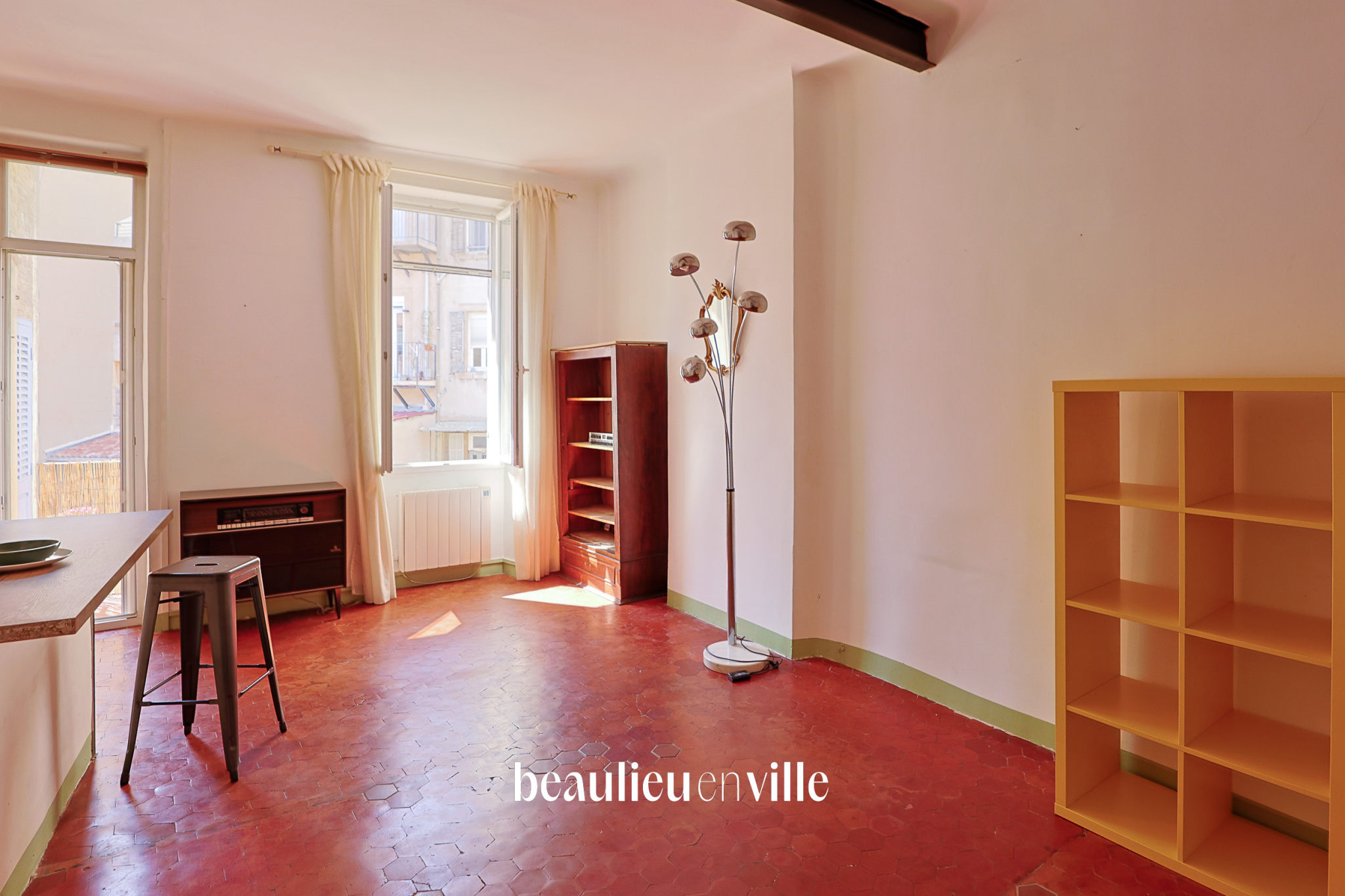 SOUS-OFFRE - EXCLUSIVITE - NOTRE-DAME-DU-MONT - T2 - BALCON - 210 000€