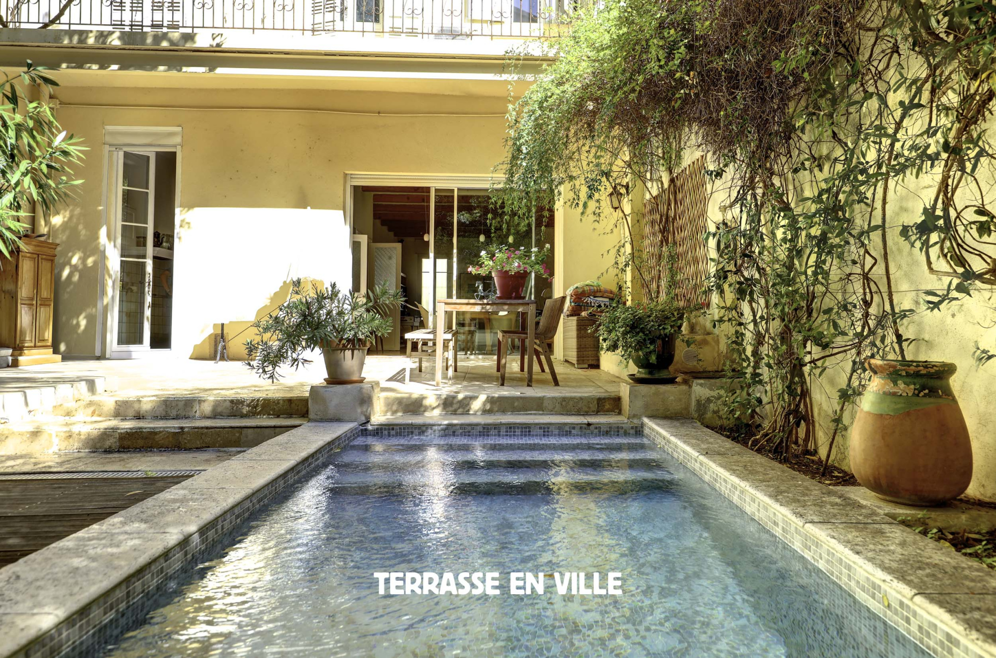 PLACE DELIBES - DUPLEX - 165M2 -JARDIN - PISCINE 1 230 000 €