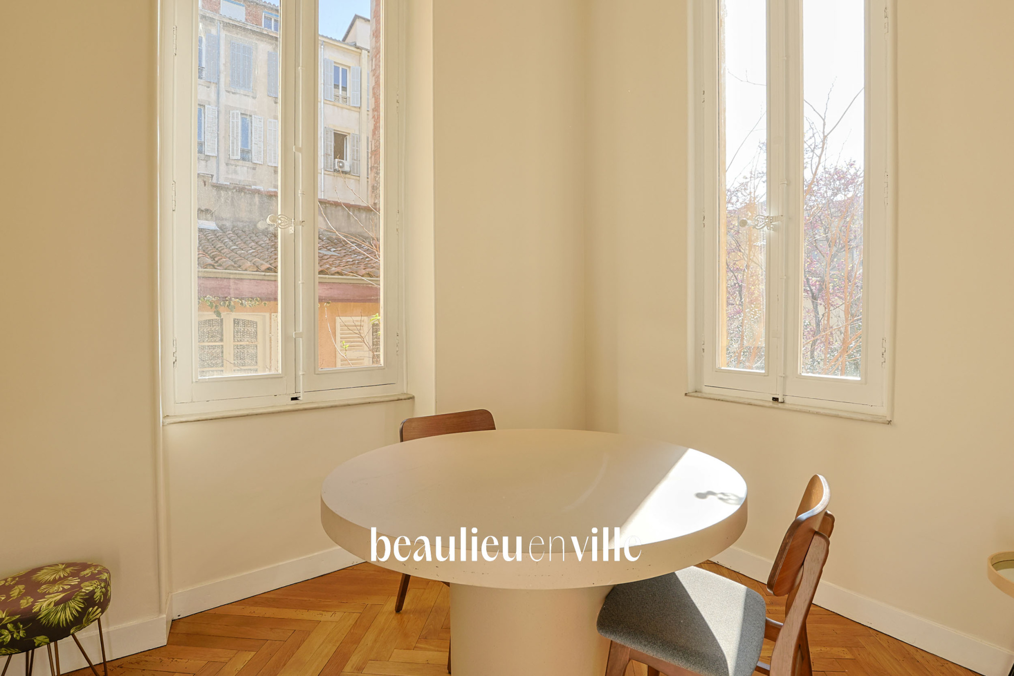 EXCLUSIVITE - PREFECTURE - T3 TRAVERSANT - 103 M2 - 420 000€