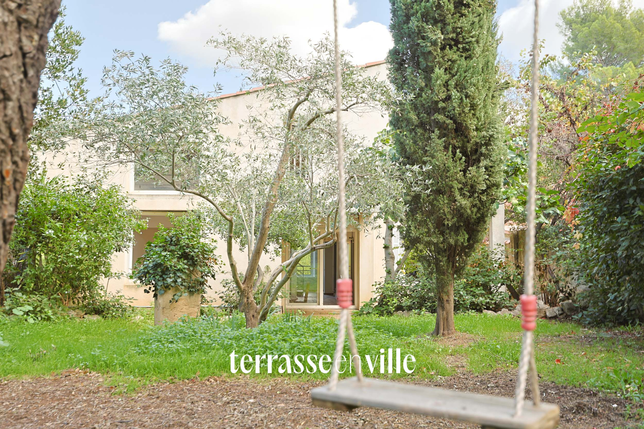LA PANOUSE - MAISON - 175M2 - JARDIN - GARAGE - 799 000€