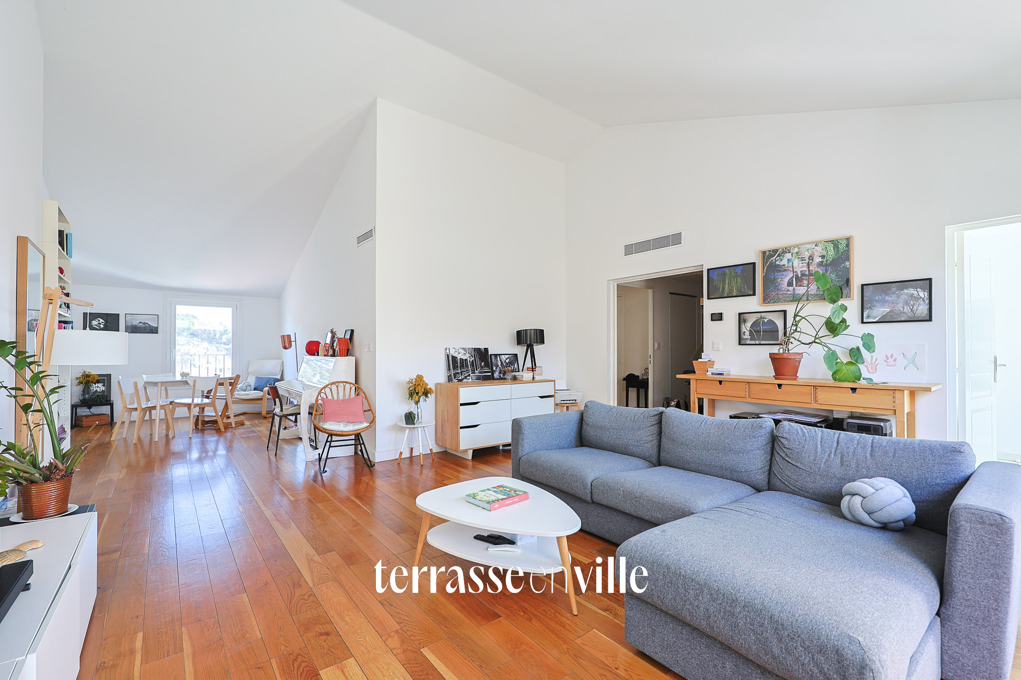 EXCLUSIVITE - VAUBAN - T4 - TERRASSE - VUE NOTRE DAME DE LA GARDE - BOX - 645 000 €