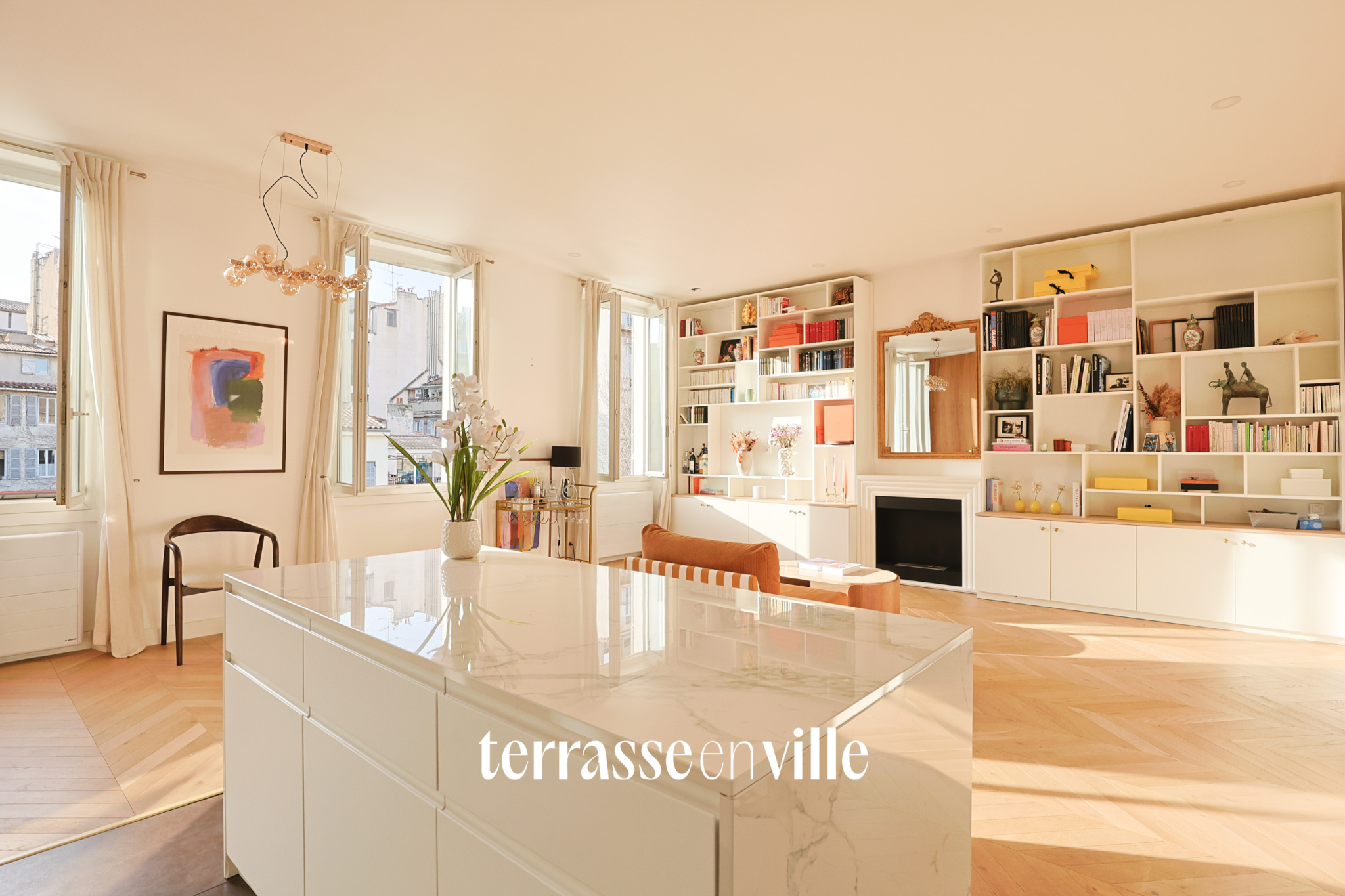 PREFECTURE / PIERRE PUGET - DUPLEX T4 - 140m2 - TERRASSE - DERNIER ETAGE - 860 000€