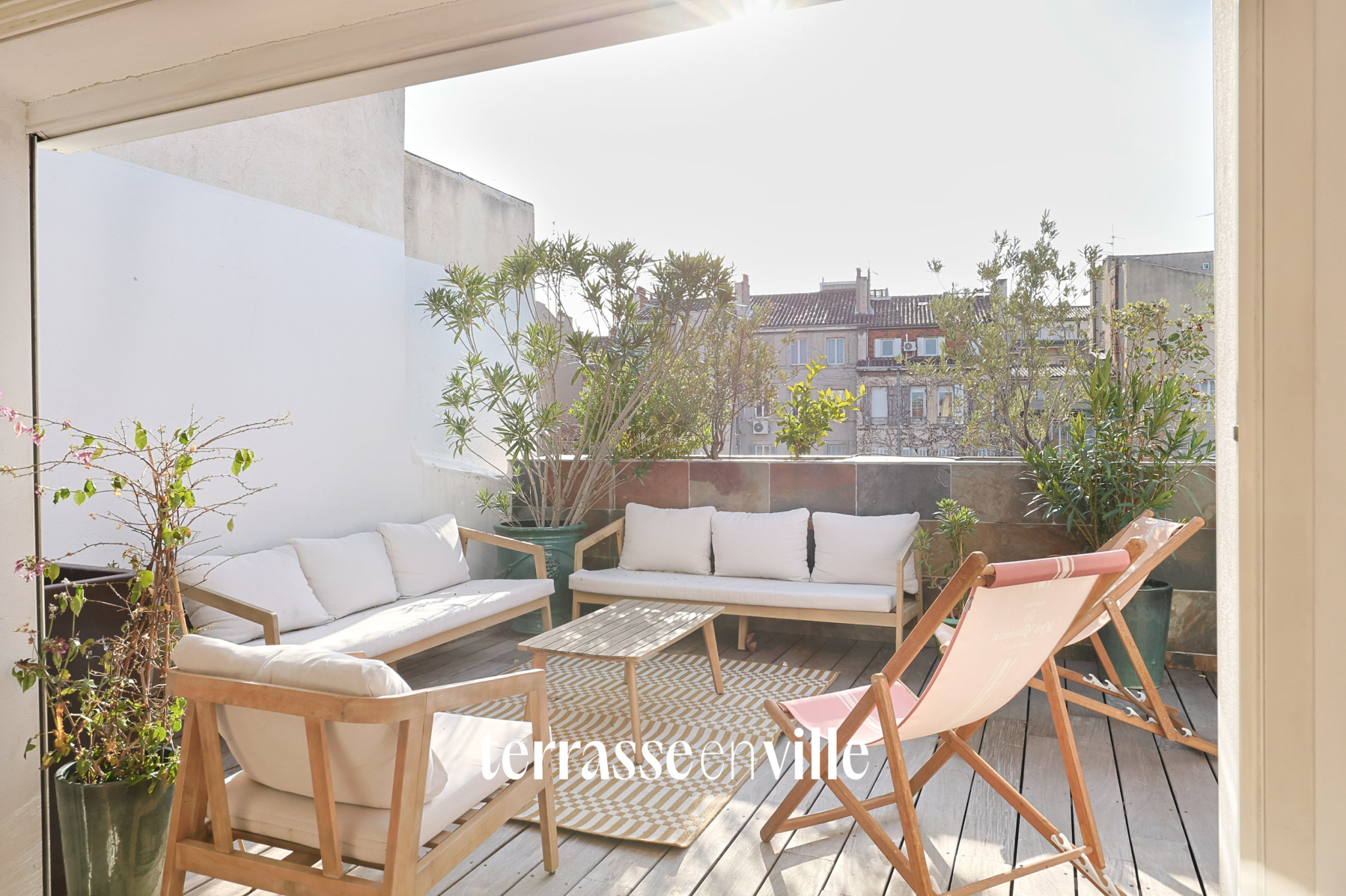 PREFECTURE / PIERRE PUGET - DUPLEX T4 - 140m2 - TERRASSE - DERNIER ETAGE - 860 000€