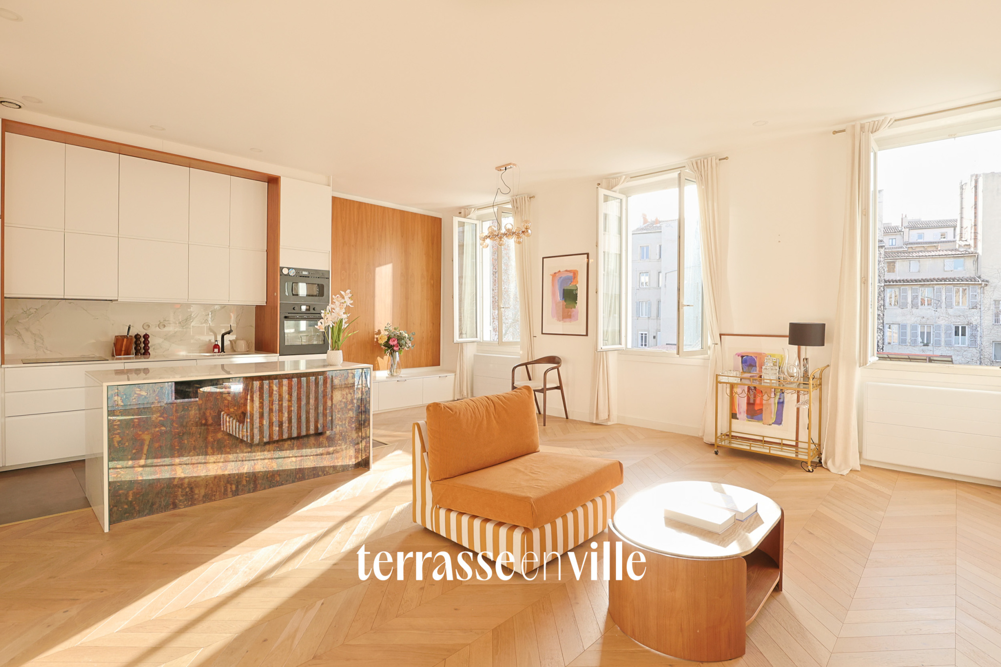 PREFECTURE / PIERRE PUGET - DUPLEX T4 - 140m2 - TERRASSE - DERNIER ETAGE - 860 000€