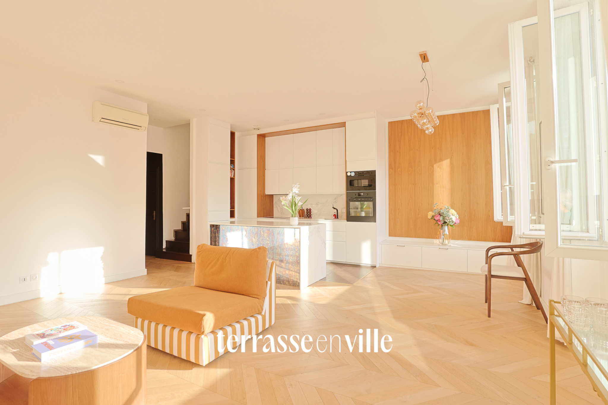 PREFECTURE / PIERRE PUGET - DUPLEX T4 - 140m2 - TERRASSE - DERNIER ETAGE - 860 000€