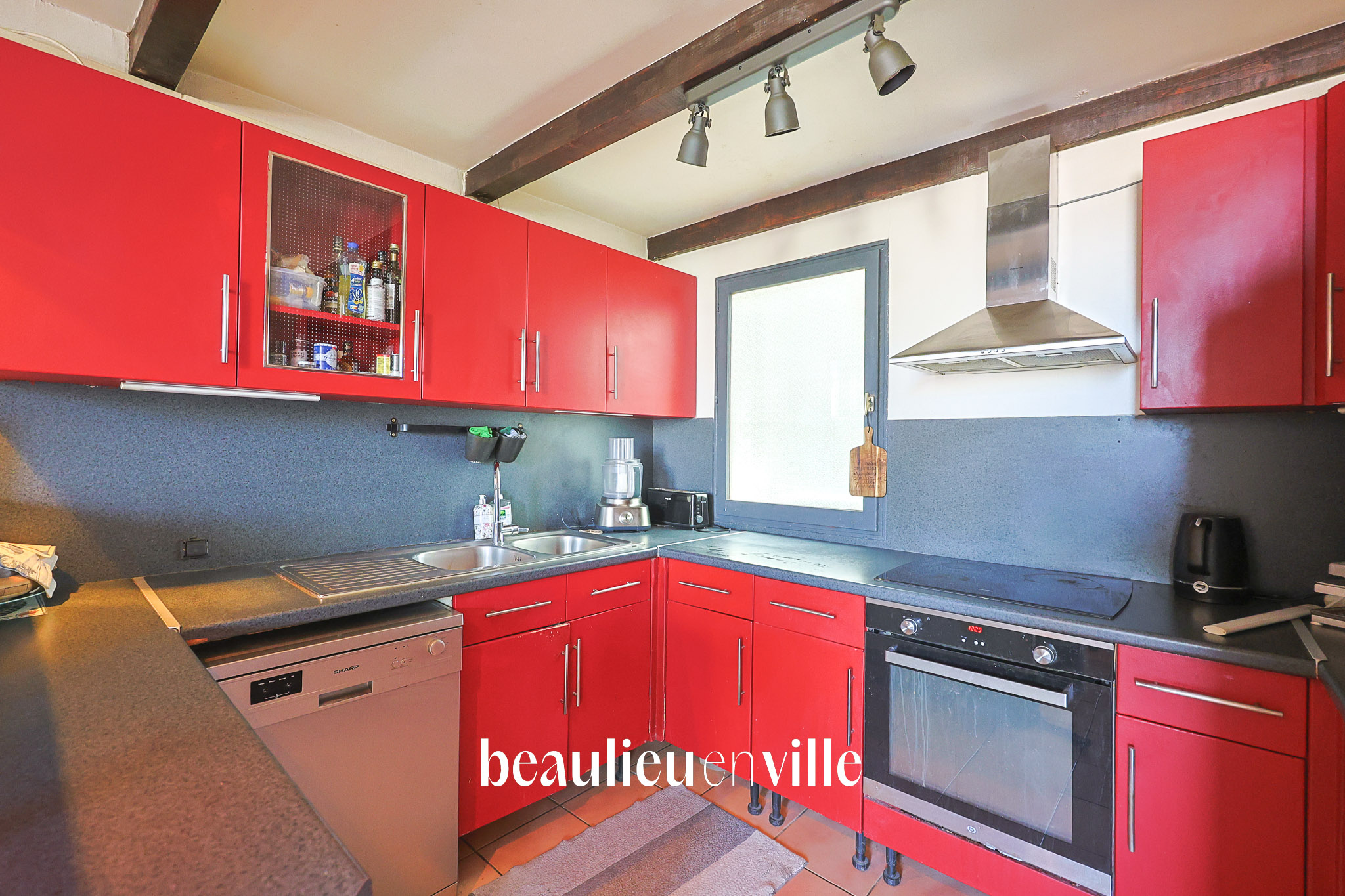 Exclusivité - Duplex sous les toits - dernier étage - vue dégagée - T3 68m2 - 13004 - Marseille Blancarde