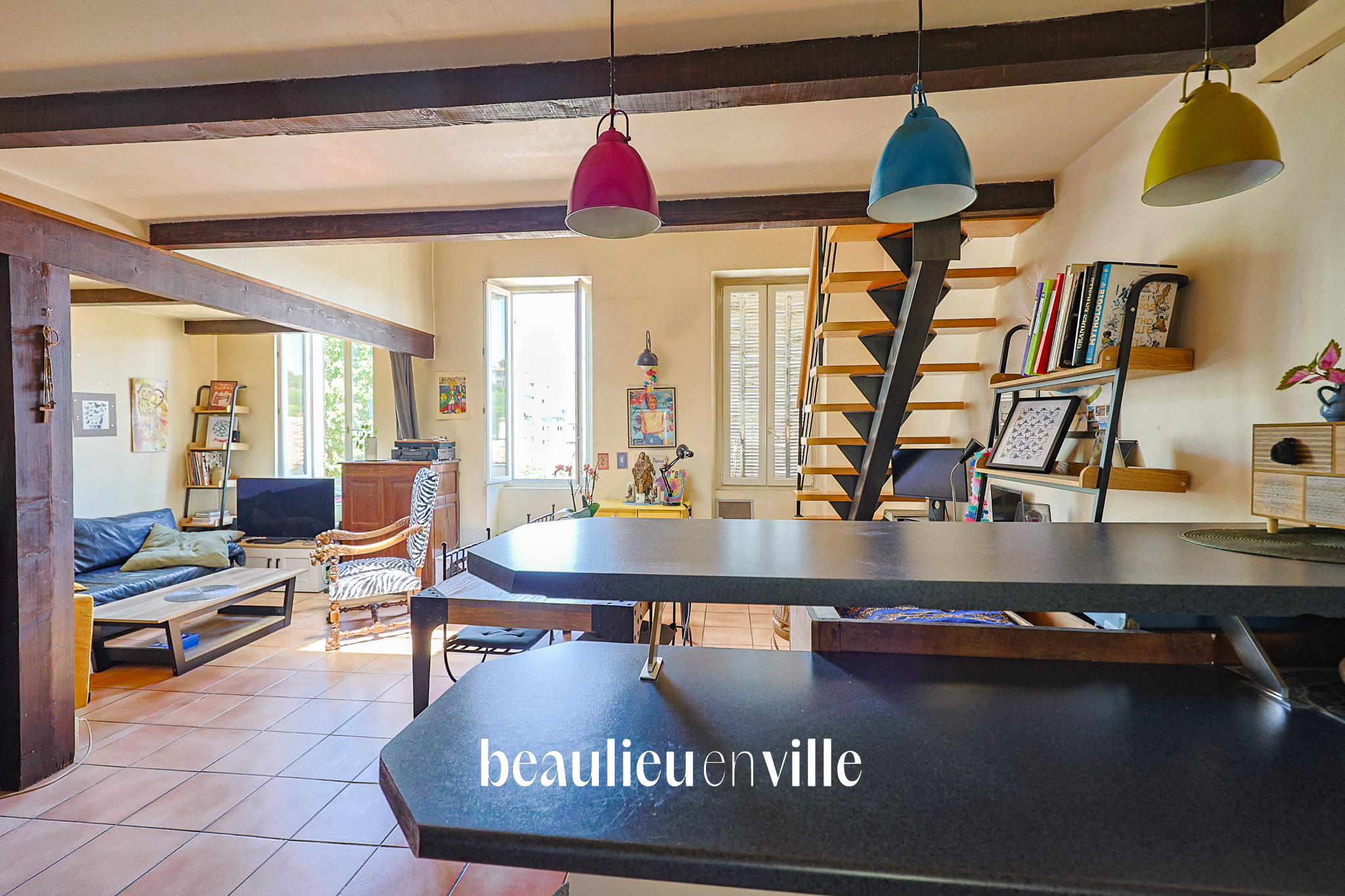 Exclusivité - Duplex sous les toits - dernier étage - vue dégagée - T3 68m2 - 13004 - Marseille Blancarde