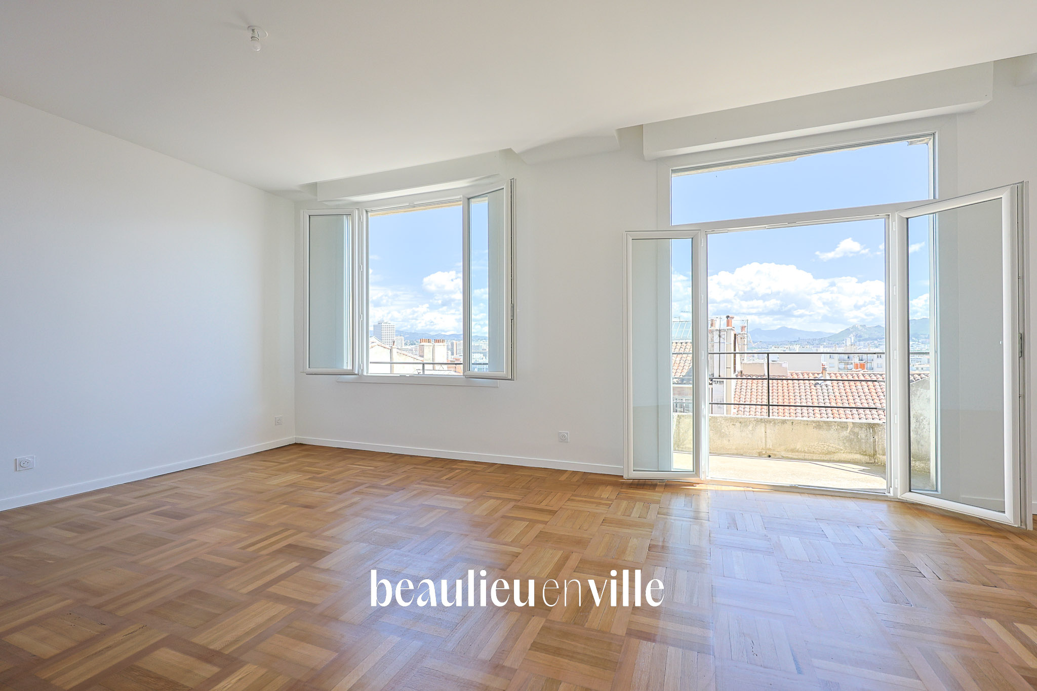 EXCLUSIVITE - PERIER - T4 - DERNIER ETAGE - BALCON - 690 000 €