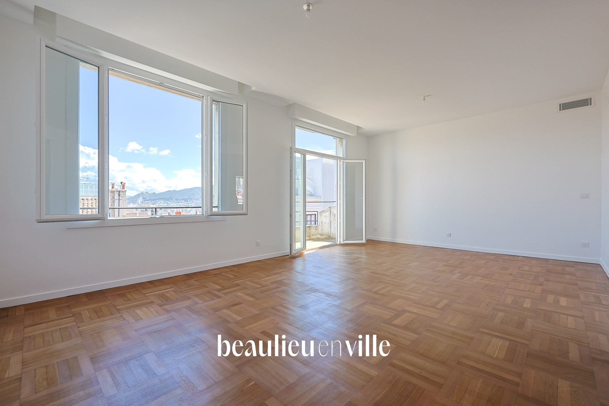 EXCLUSIVITE - PERIER - T4 - DERNIER ETAGE - BALCON - 690 000 €