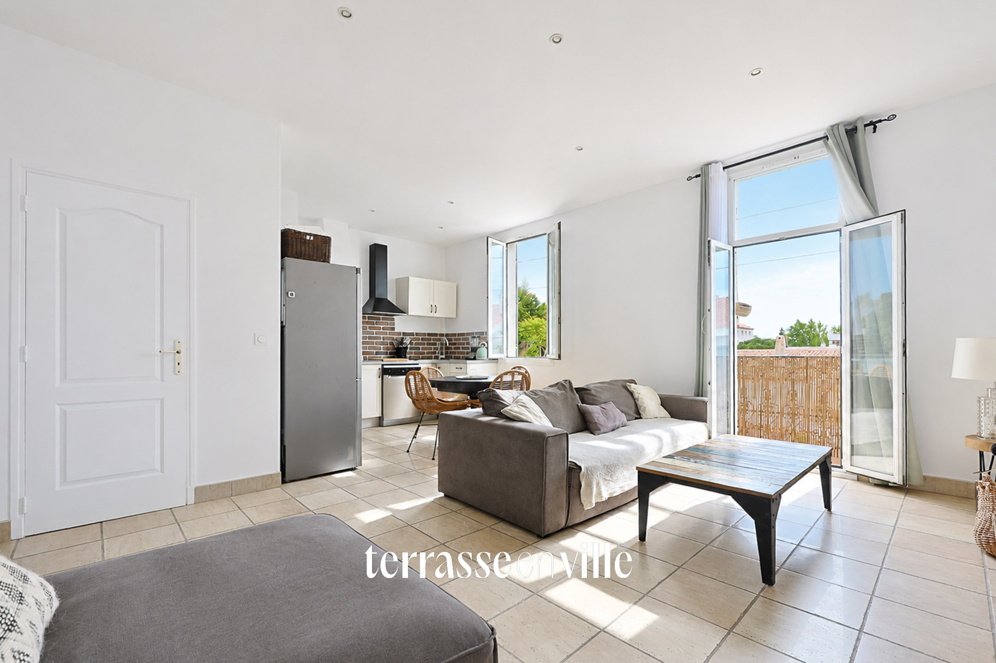 EXCLUSIVITE - MONTOLIVET - T3 - 54 M2 - BALCON - 220 000 €