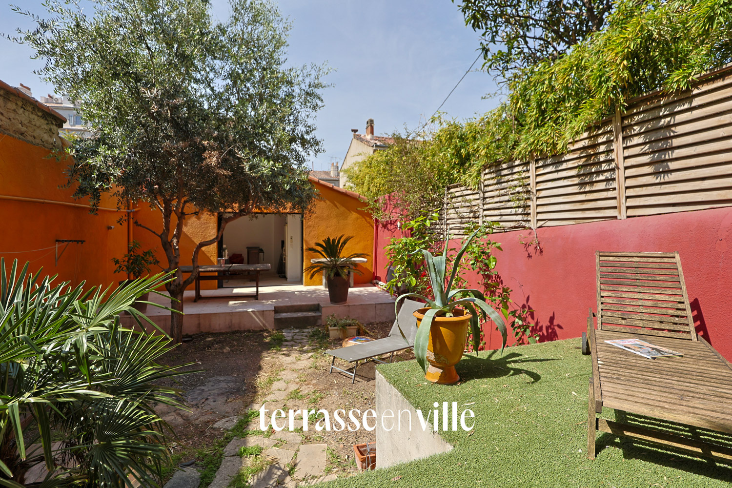 EXCLUSIVITÉ CINQ AVENUES MAISON T5/6 221 M2 - JARDIN - BOX DOUBLE - 880 000 €
