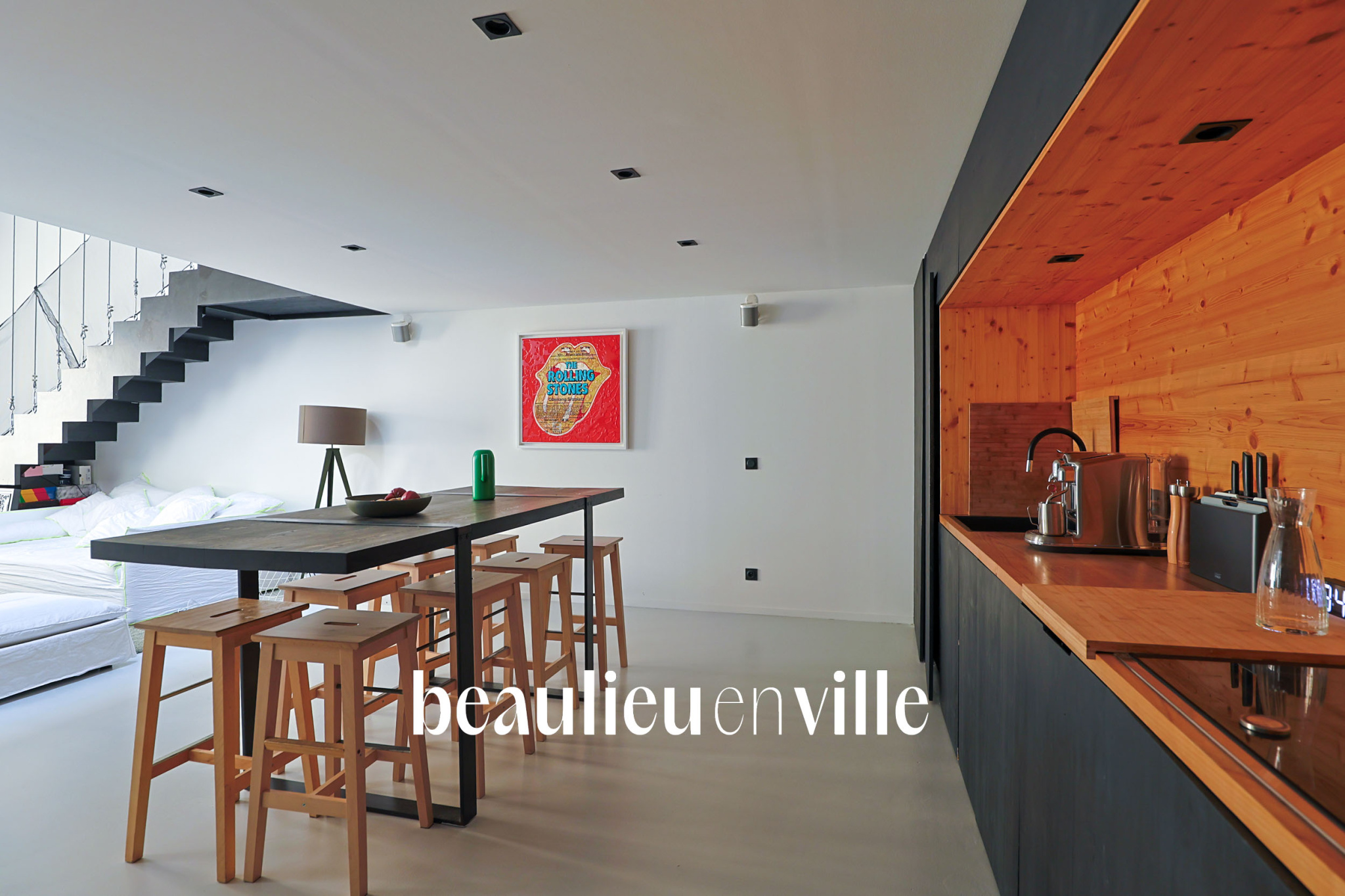 EXCLUSIVITÉ   VIEUX-PORT   LOFT - T4   450 000 €