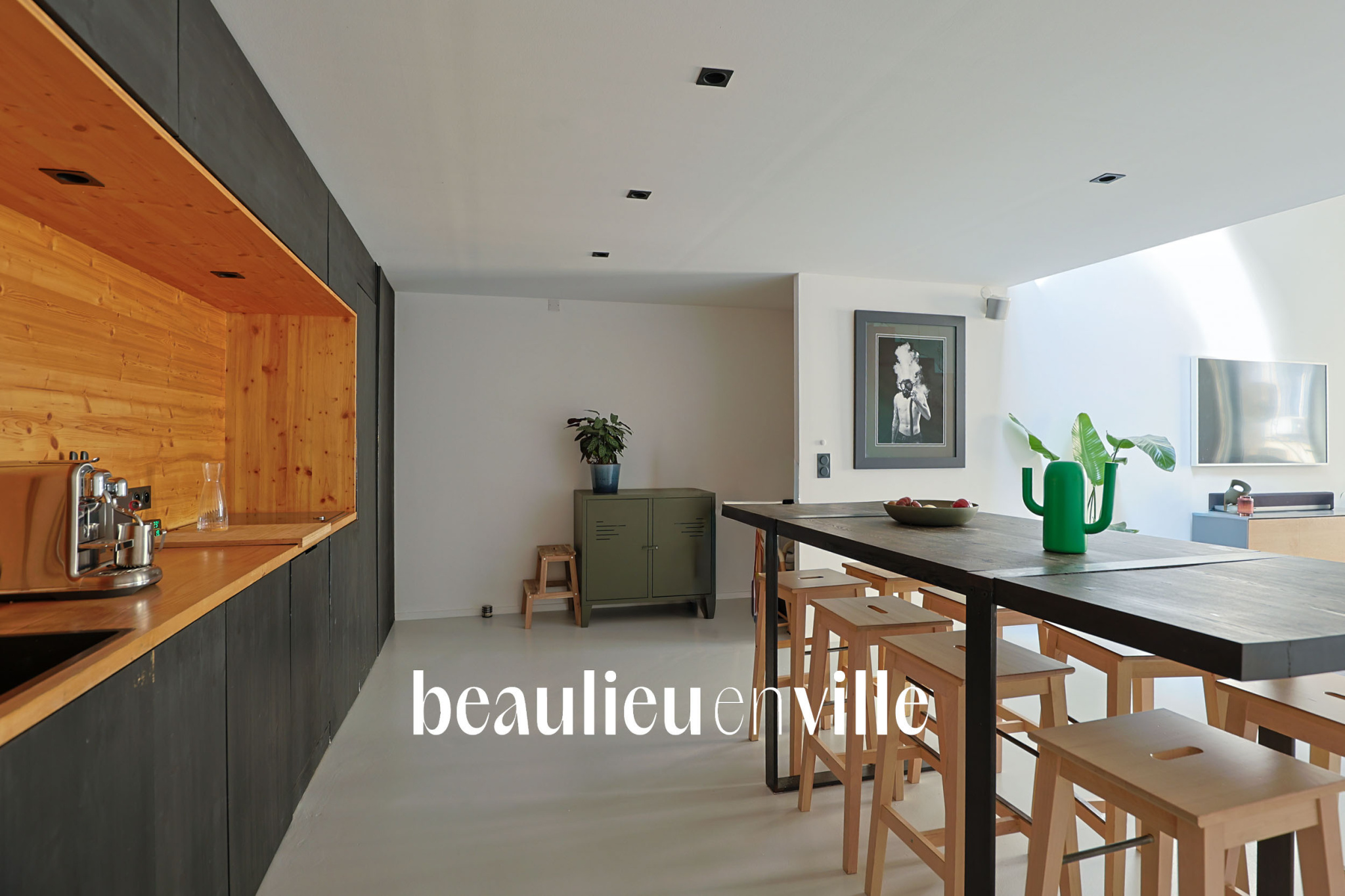 EXCLUSIVITÉ   VIEUX-PORT   LOFT - T4   450 000 €