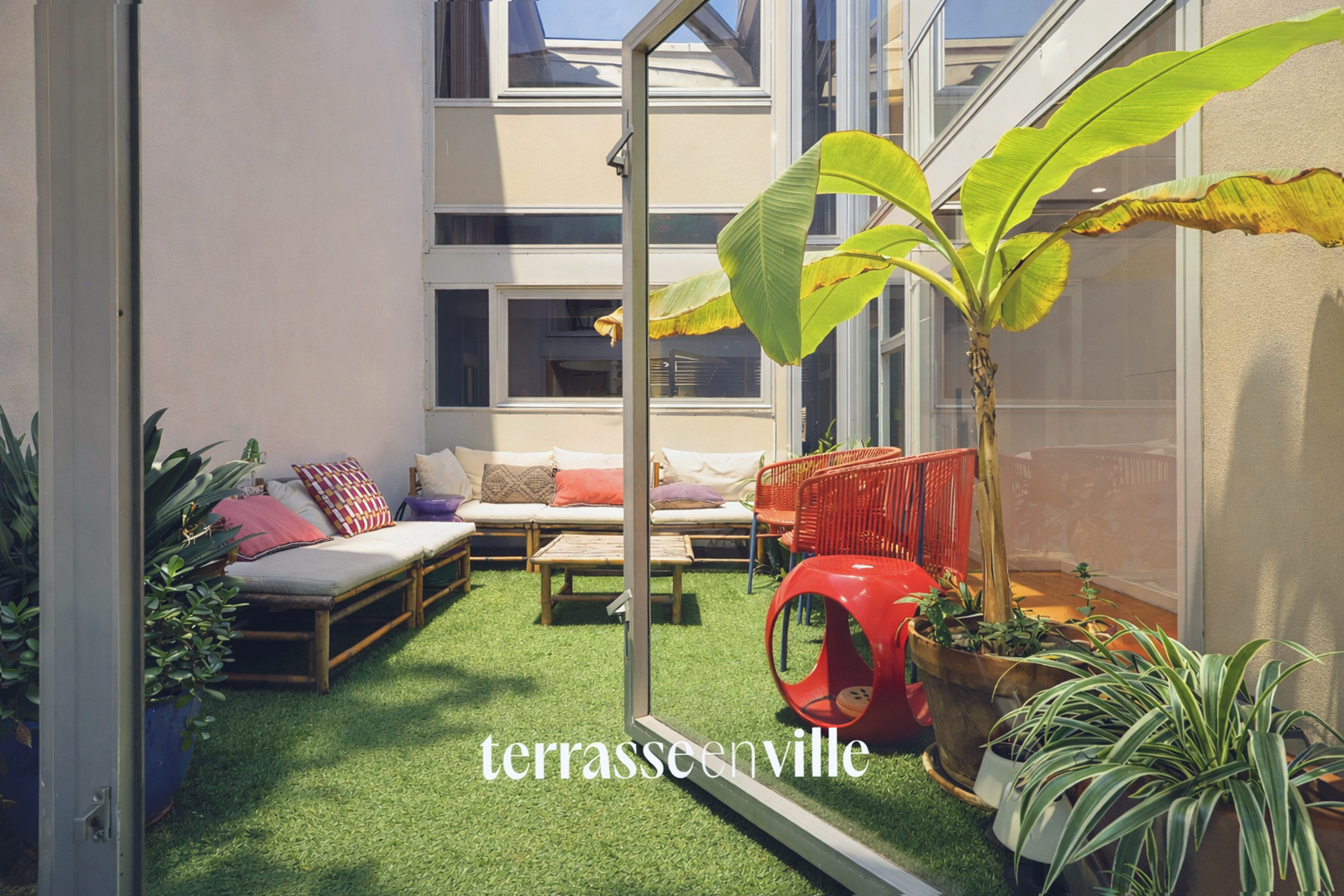EXCLUSIVITE - VIEUX PORT - T3 148m2 - PATIO 10m2 - VUE VIEUX PORT- 750 000€