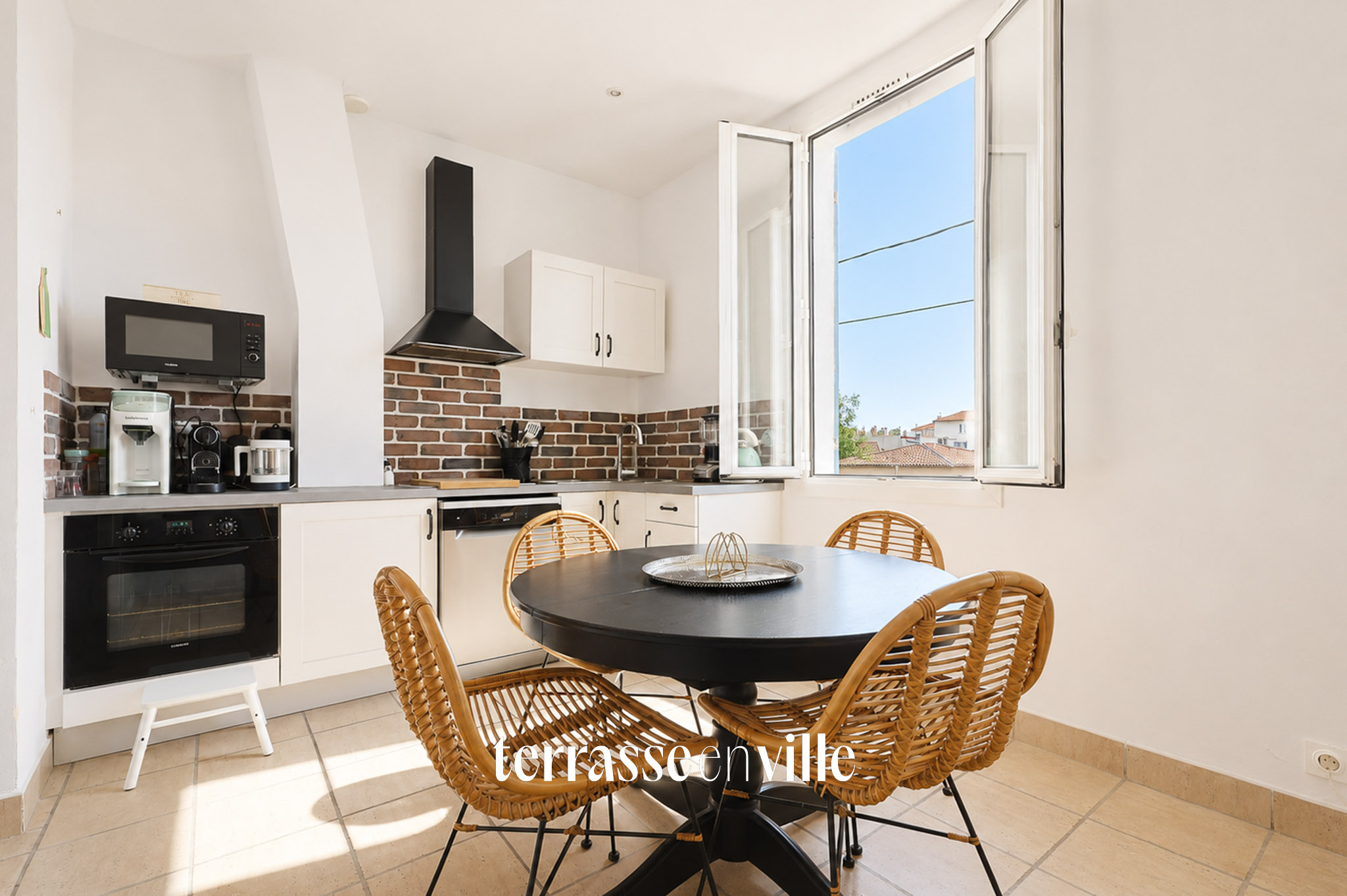 EXCLUSIVITE - MONTOLIVET - T3 - 54 M2 - BALCON - 210 000 €