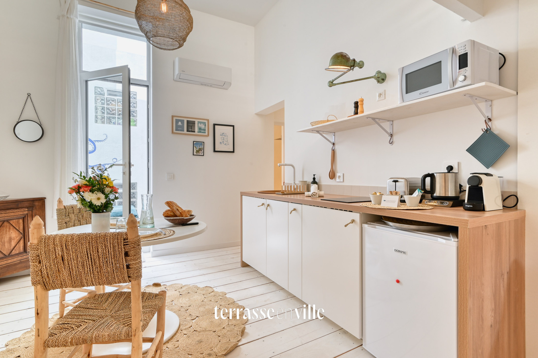 EXCLUSIVITE - ROUCAS BLANC - T2 - COURS - 258 000 €