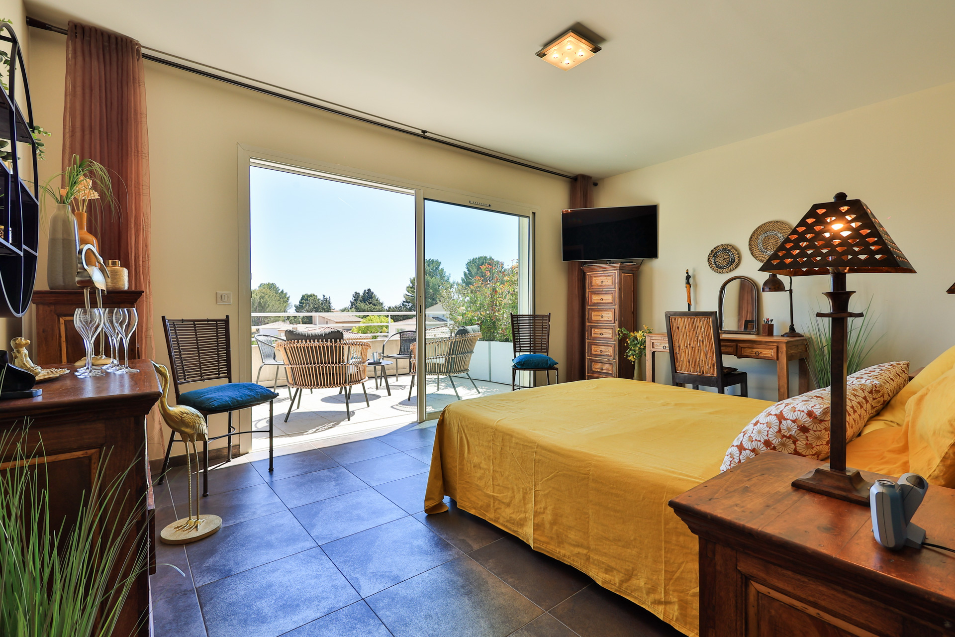 LA CIOTAT - VILLA T5 - 172M2 - GARAGE - PARCELLE 700M2 - VUE MER  - 1 350 000€