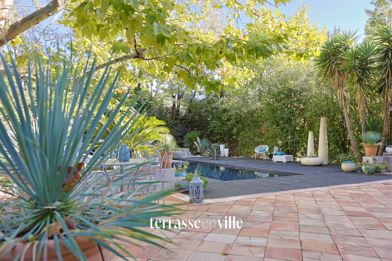 LA CRAU - Bastide de charme - 400 M2