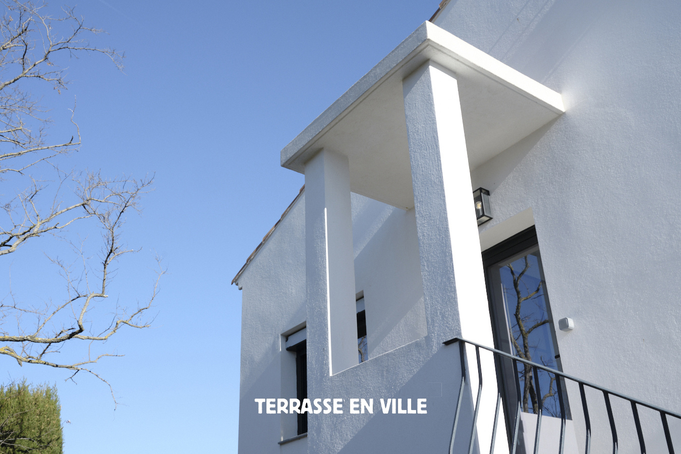 CARNOUX-EN-PROVENCE - MAISON FAMILIALE AVEC STUDIO INDEPENDANT - T8 214 m2 - VUE CAP CANAILLE - PISCINE - GARA