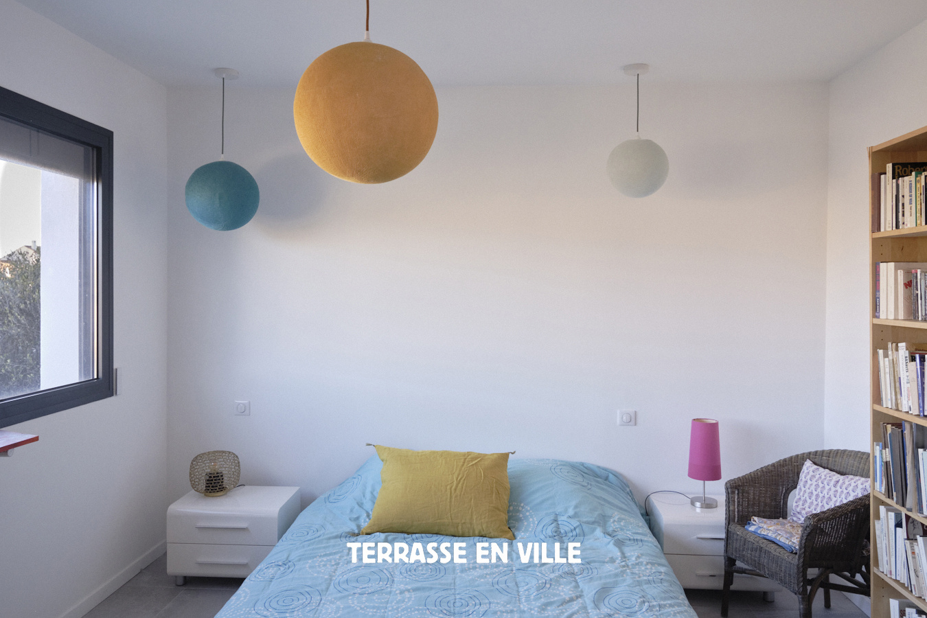 CARNOUX-EN-PROVENCE - MAISON FAMILIALE AVEC STUDIO INDEPENDANT - T8 214 m2 - VUE CAP CANAILLE - PISCINE - GARA